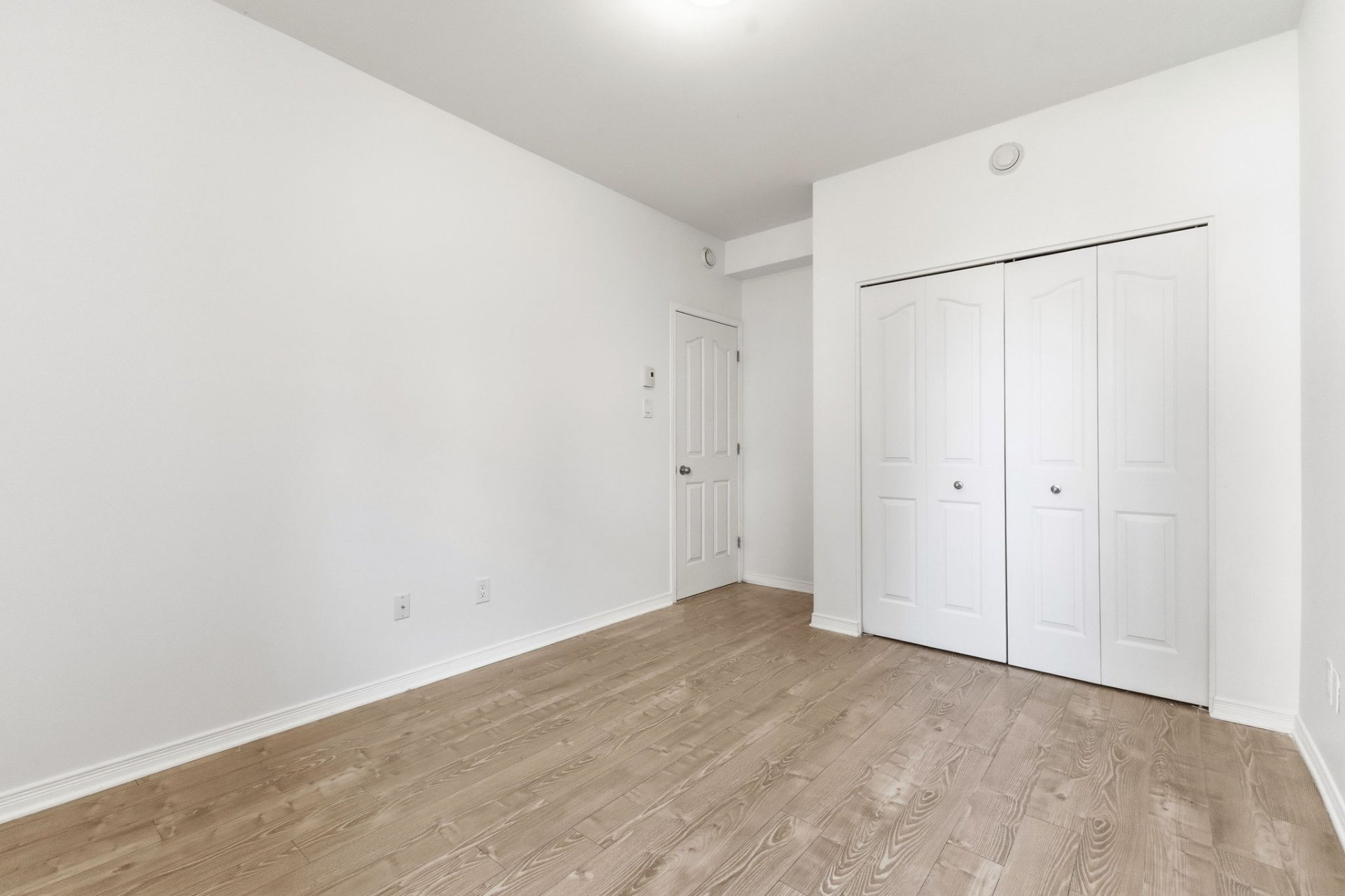 Chambre à coucher - Rez-de-jardin