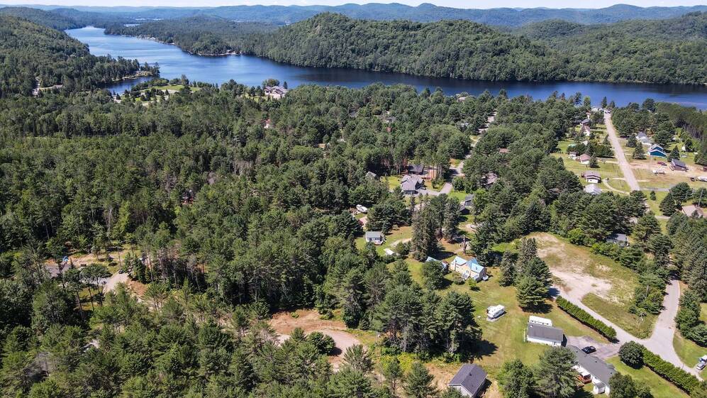 Photo aérienne - Accès à la rivière du Lièvre