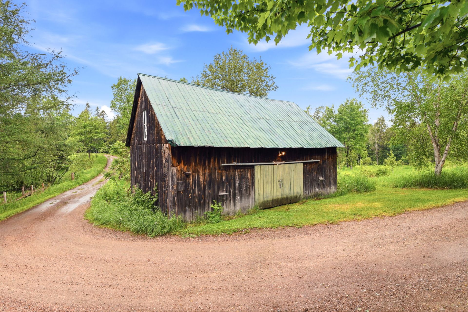 Barn