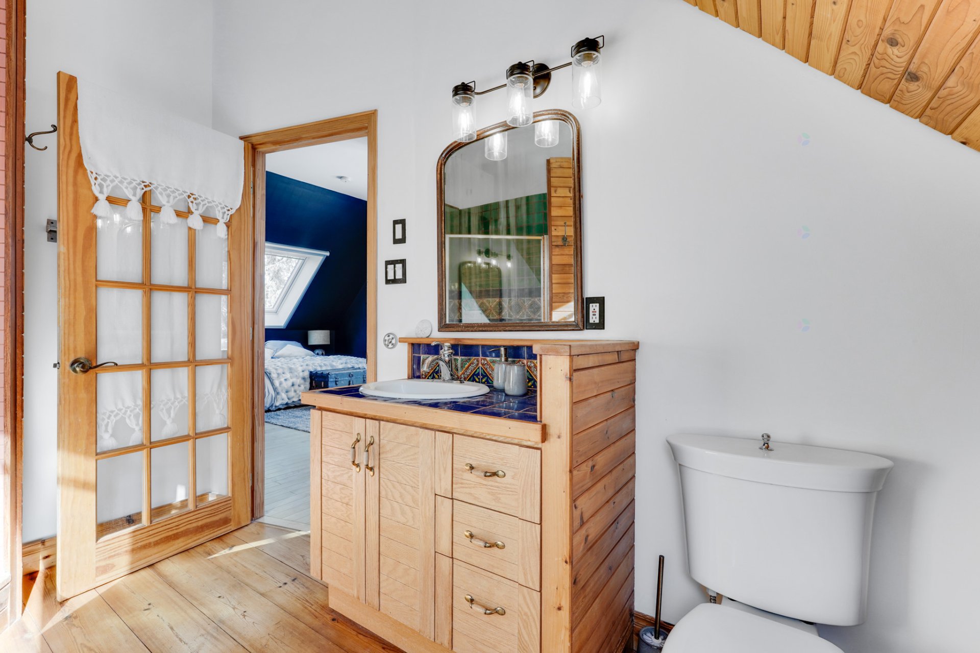 Salle de bains attenante à la CCP