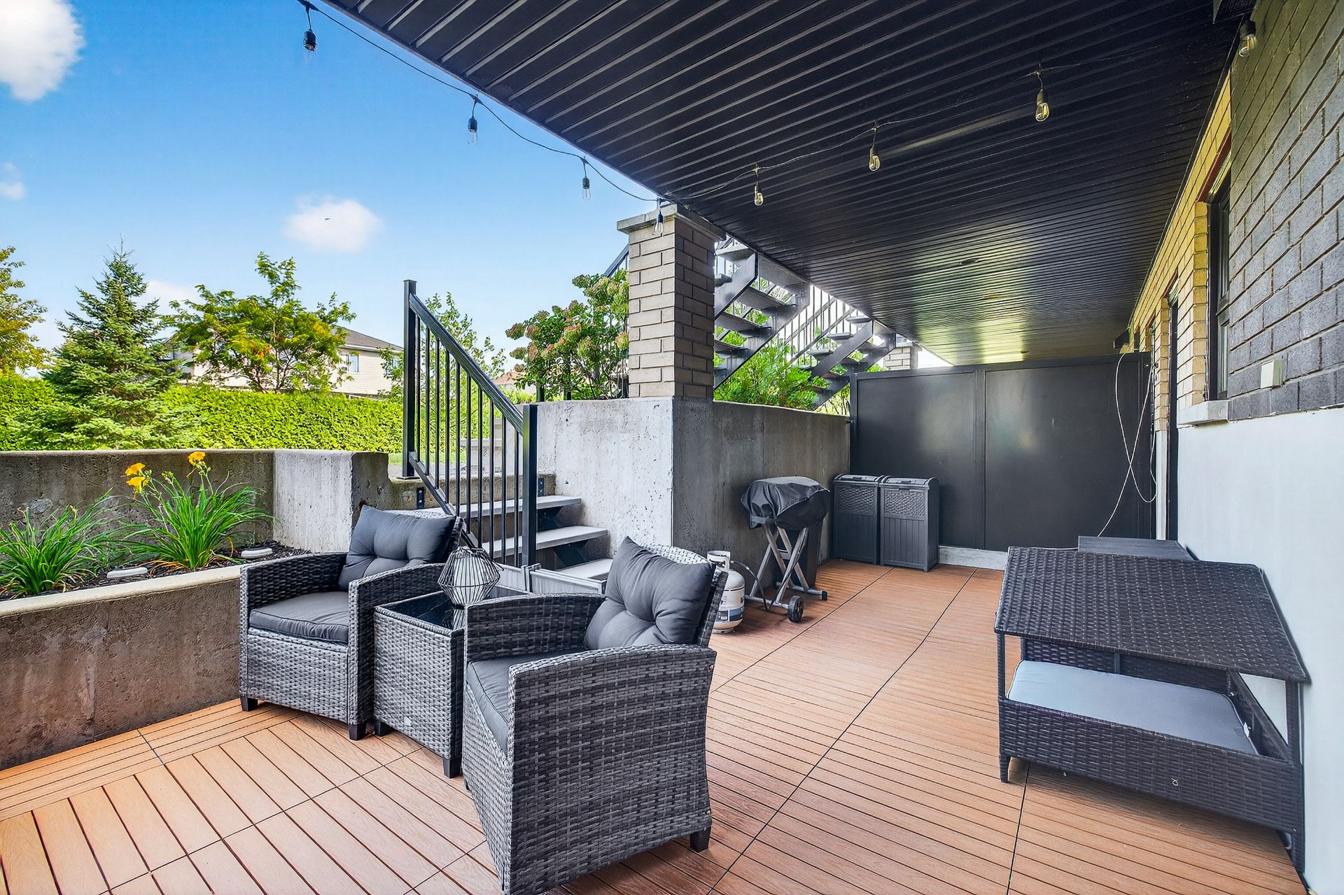 Terrasse - Vue sur l'espace vert