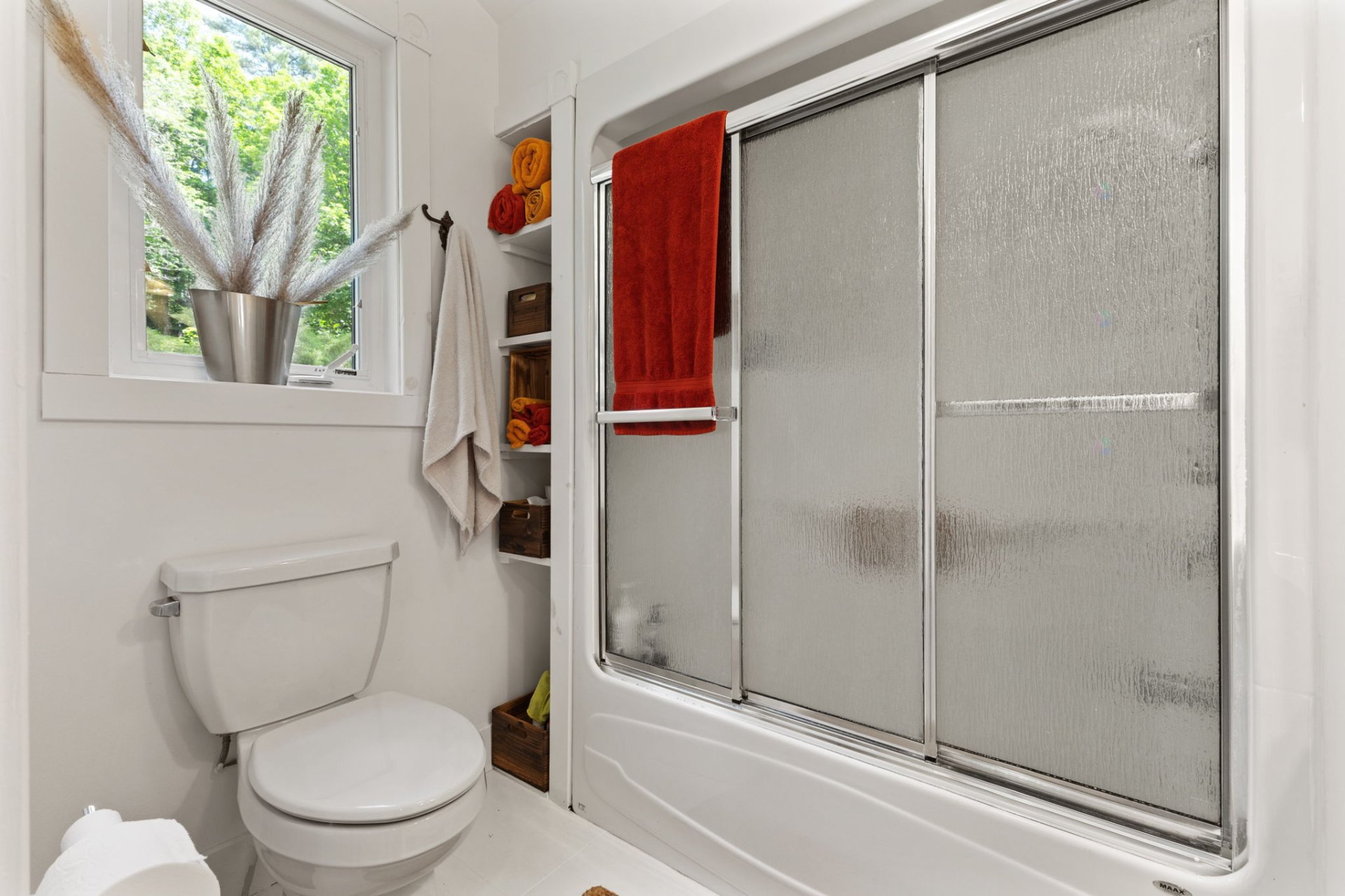 Ensuite bathroom
