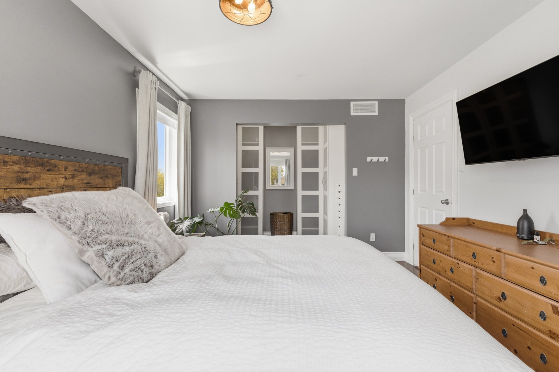Master bedroom