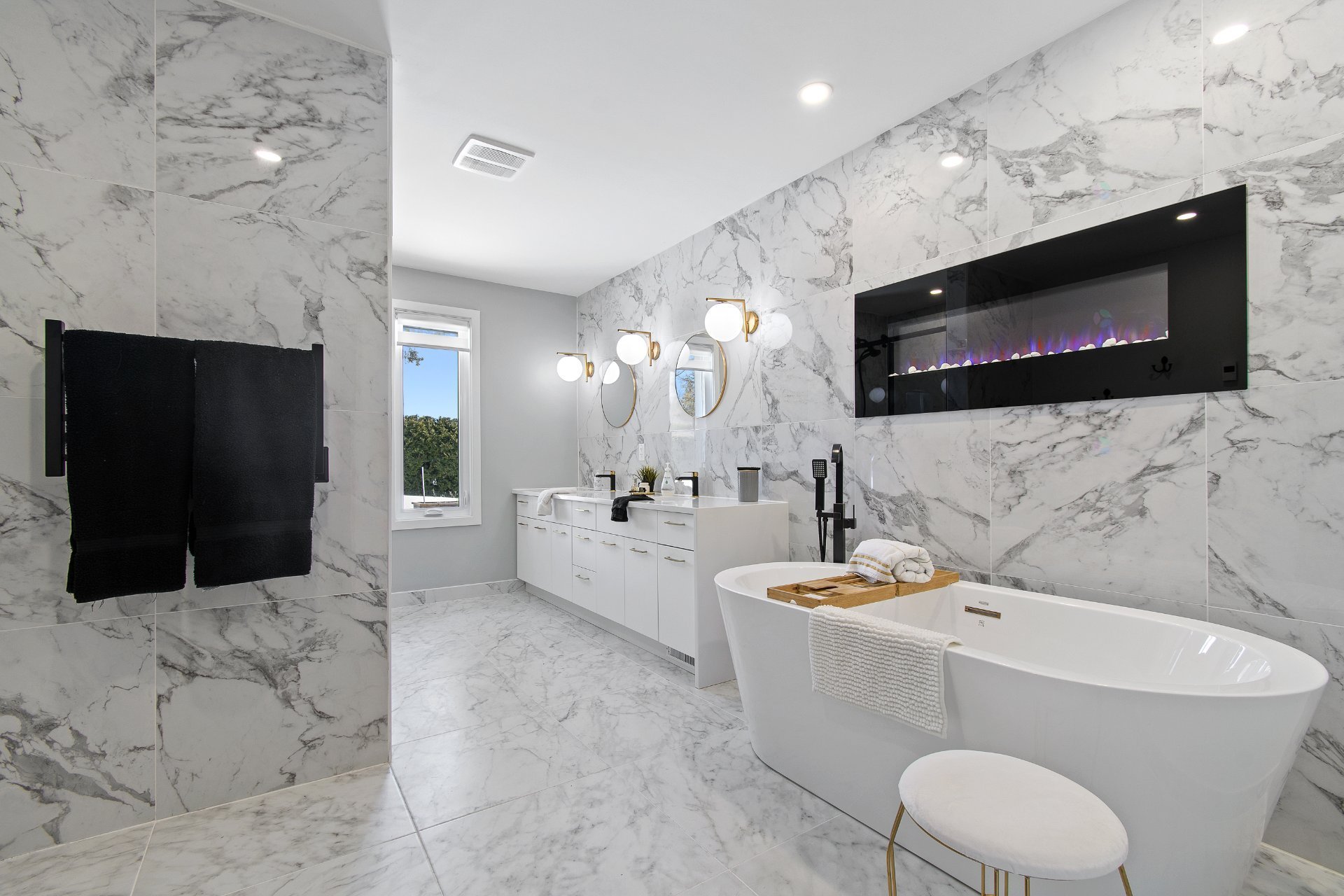 Ensuite bathroom