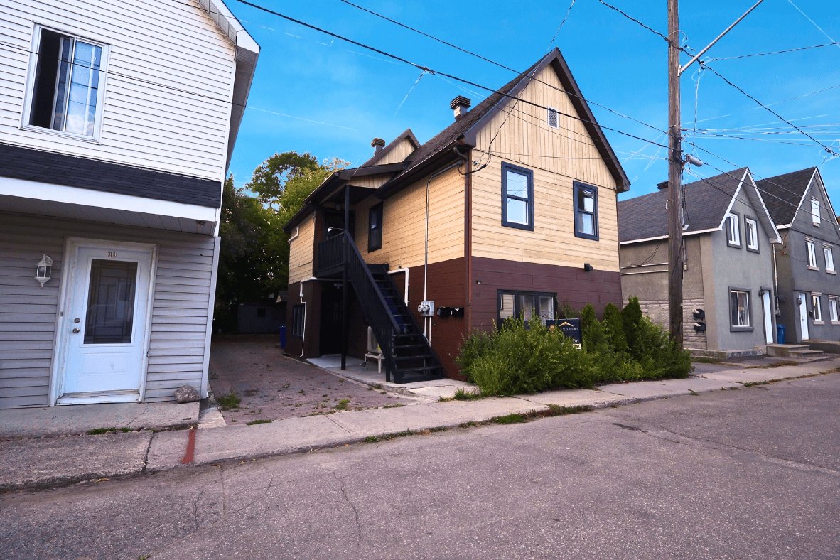 41 Rue St-Hyacinthe 