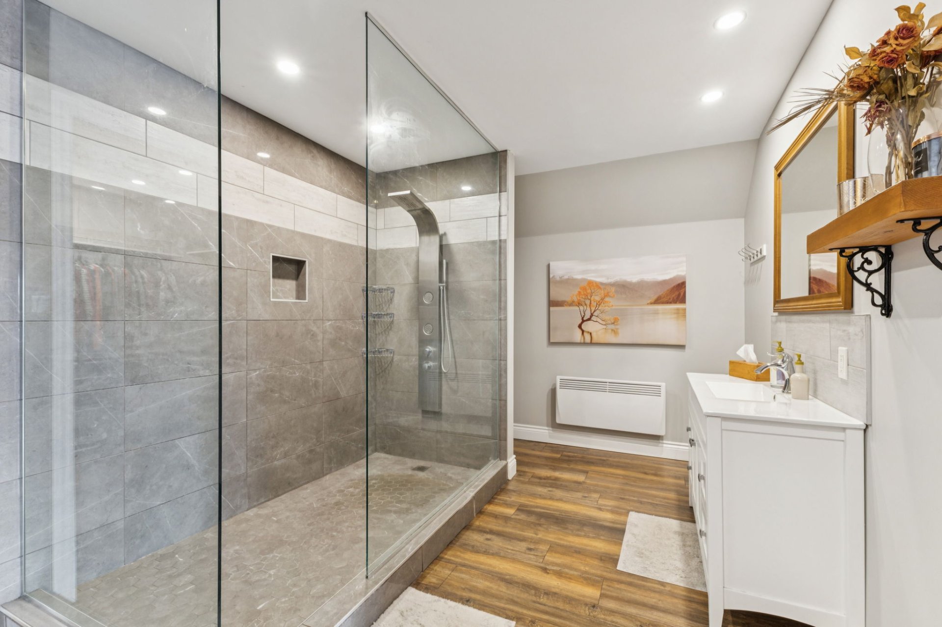 Salle de bains attenante à la CCP