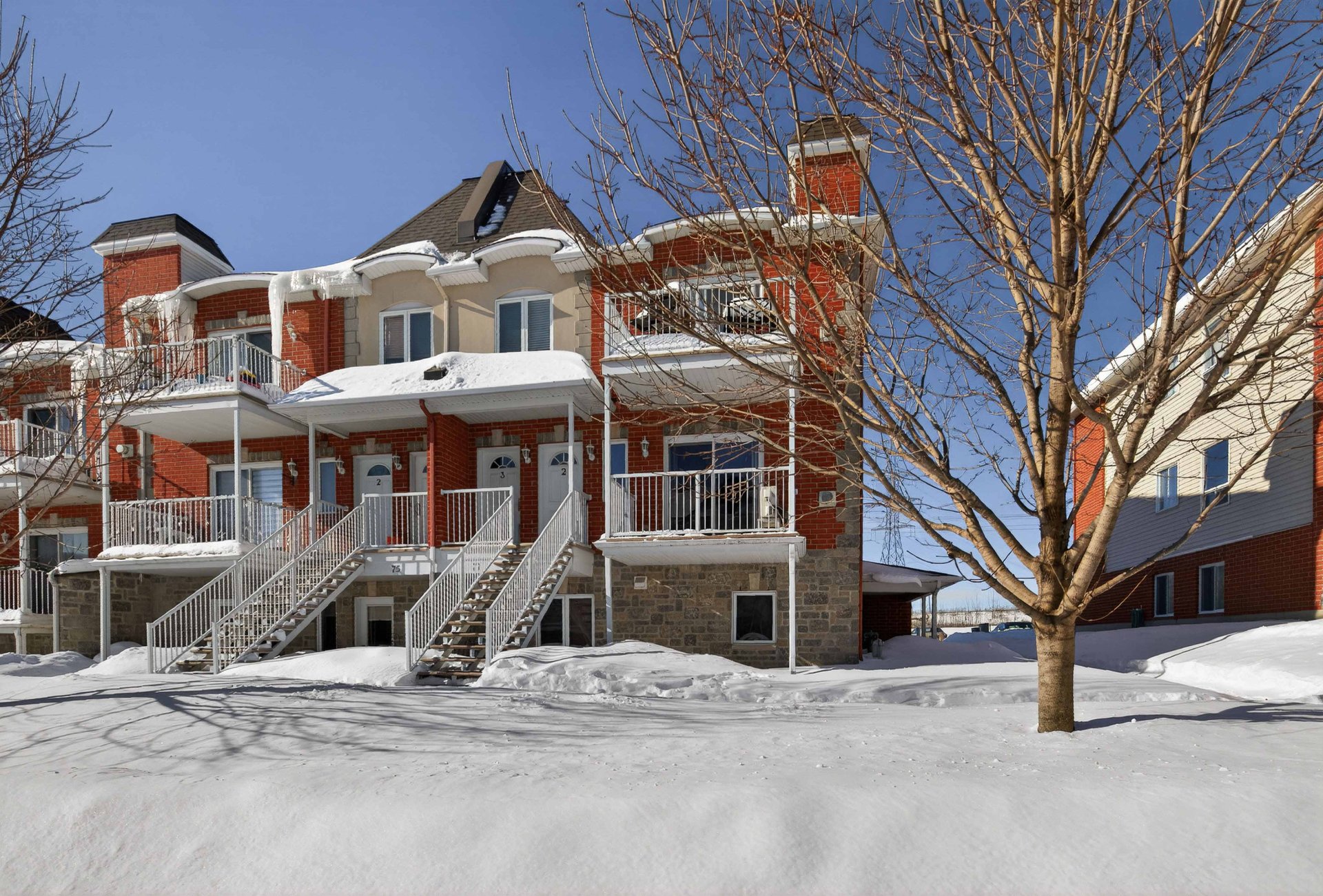 77 Rue De L'Épée 2