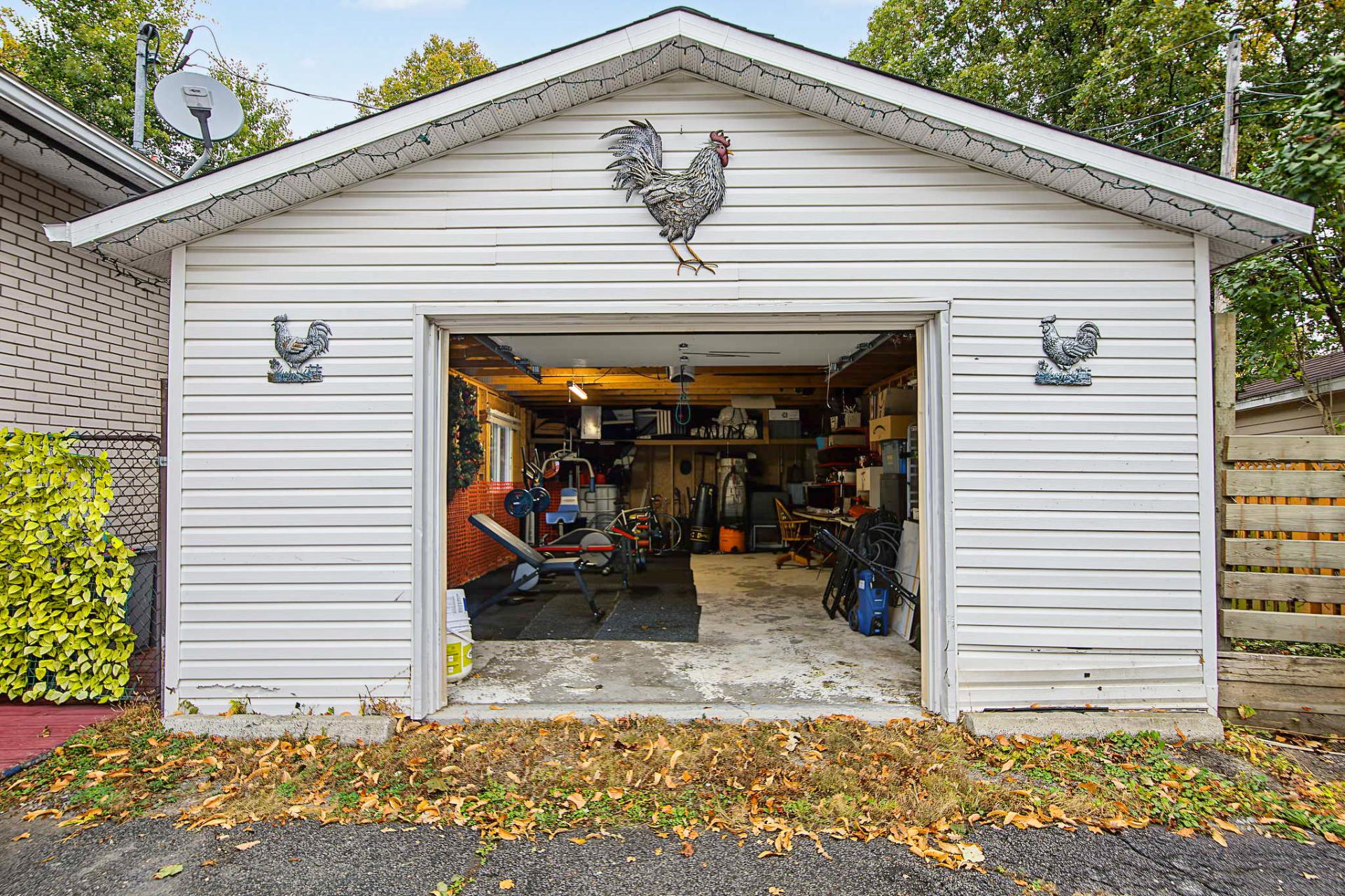 Garage