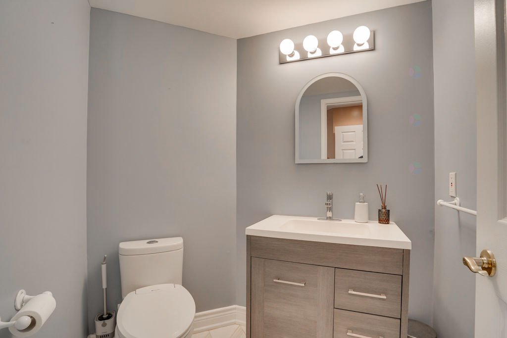 Powder room