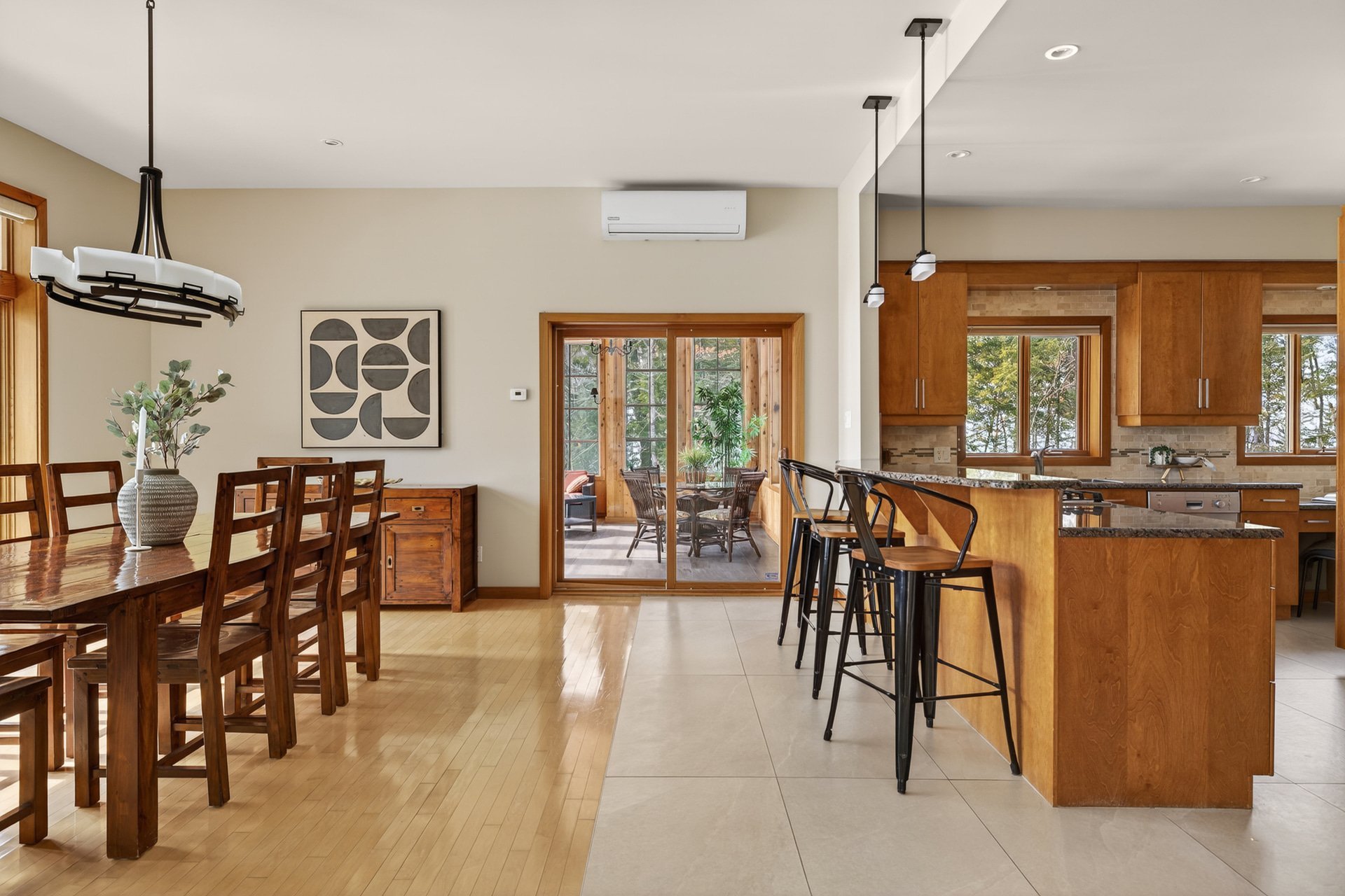 Dining room