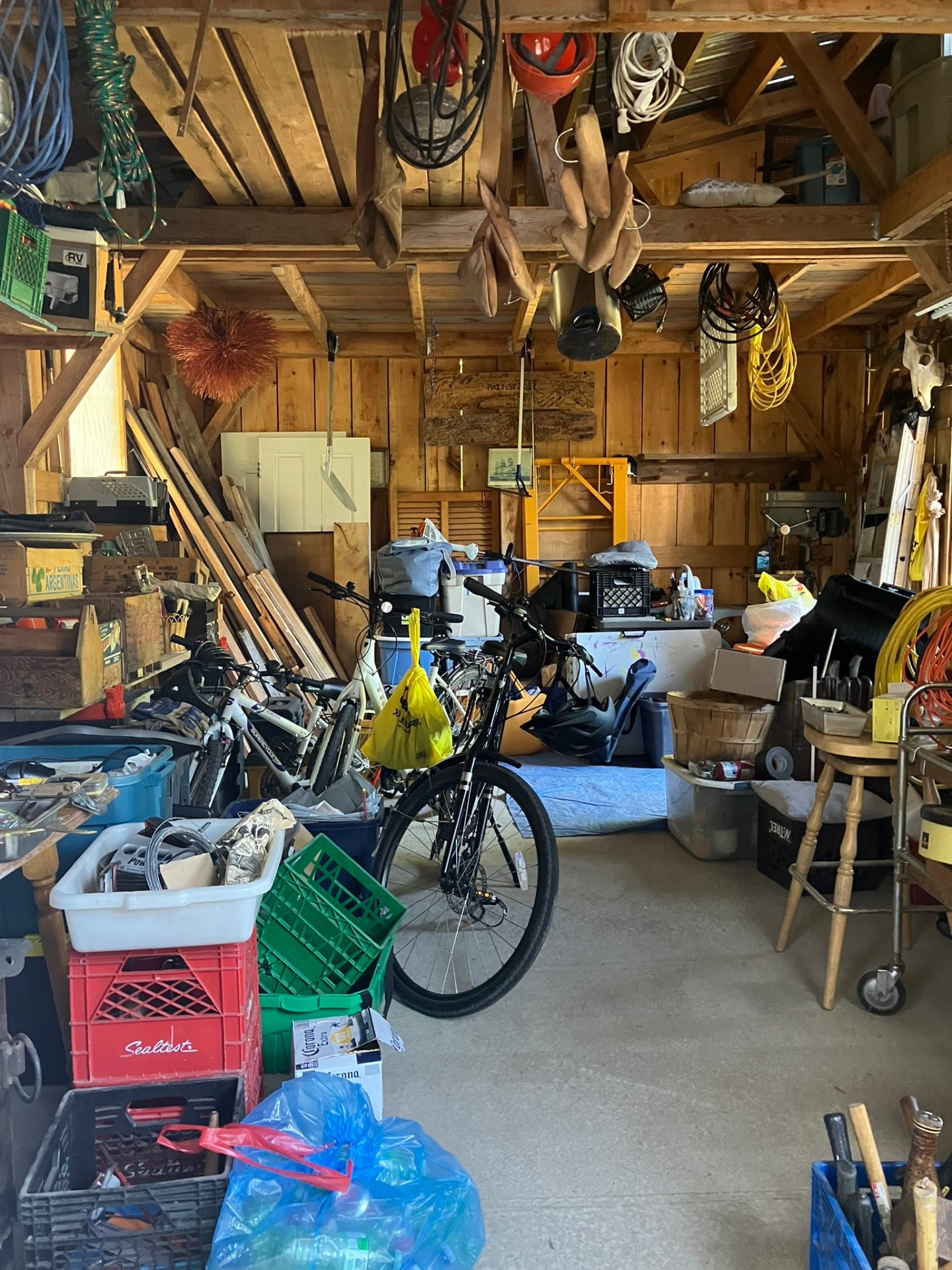 Autre - Intérieur hangar 2 étages sur dalle de béton