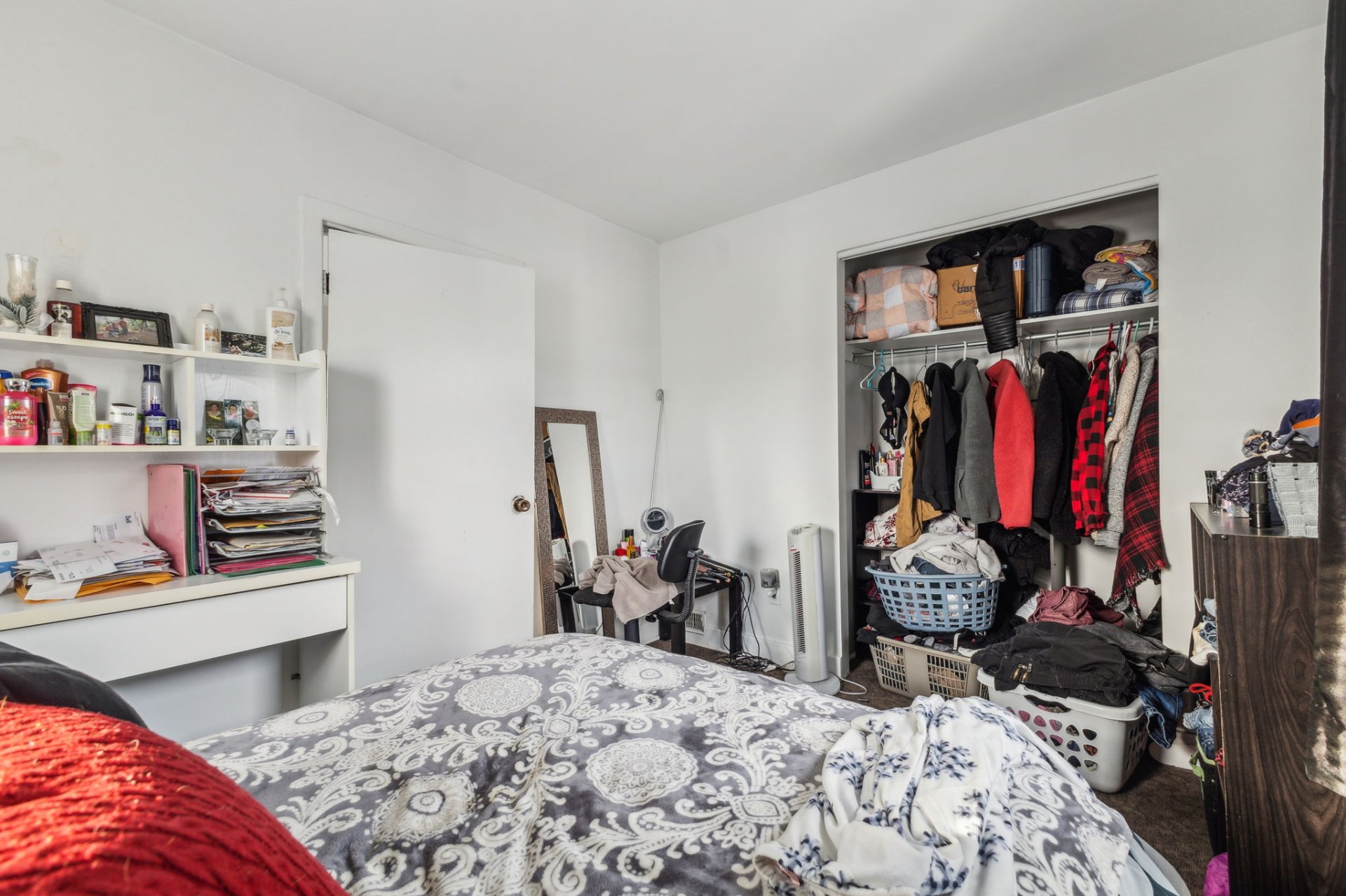 Chambre à coucher - logement B