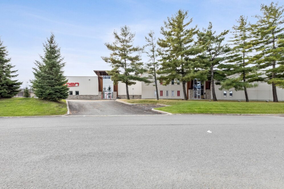 250 Rue Deveault 