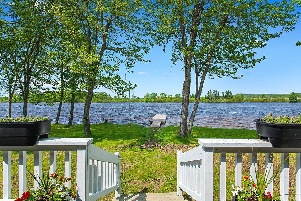 Access to a body of water