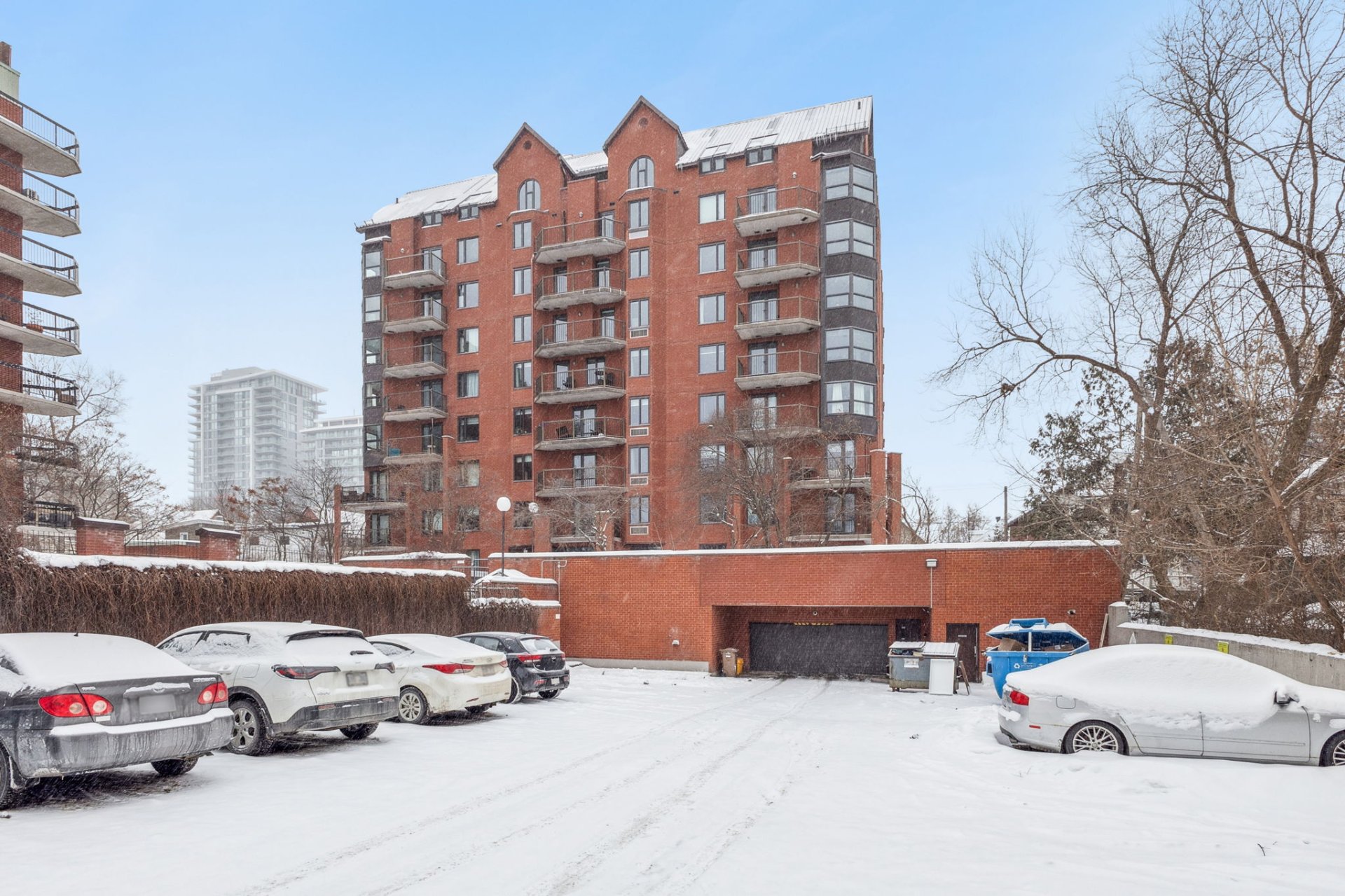 259 Rue Champlain 606