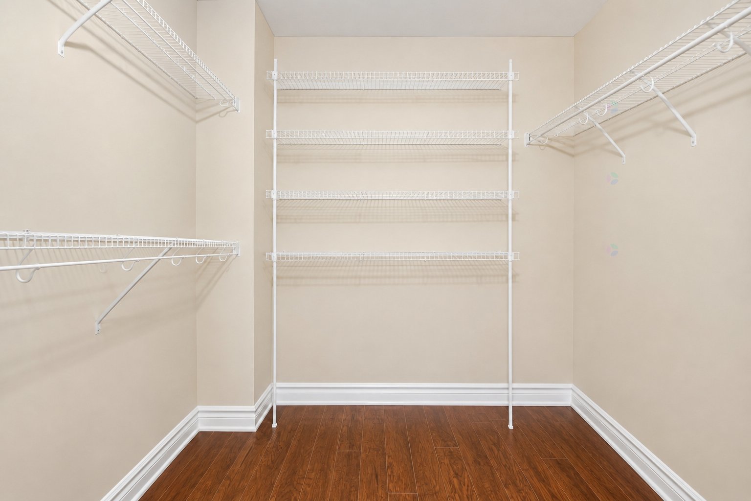 Walk-in closet