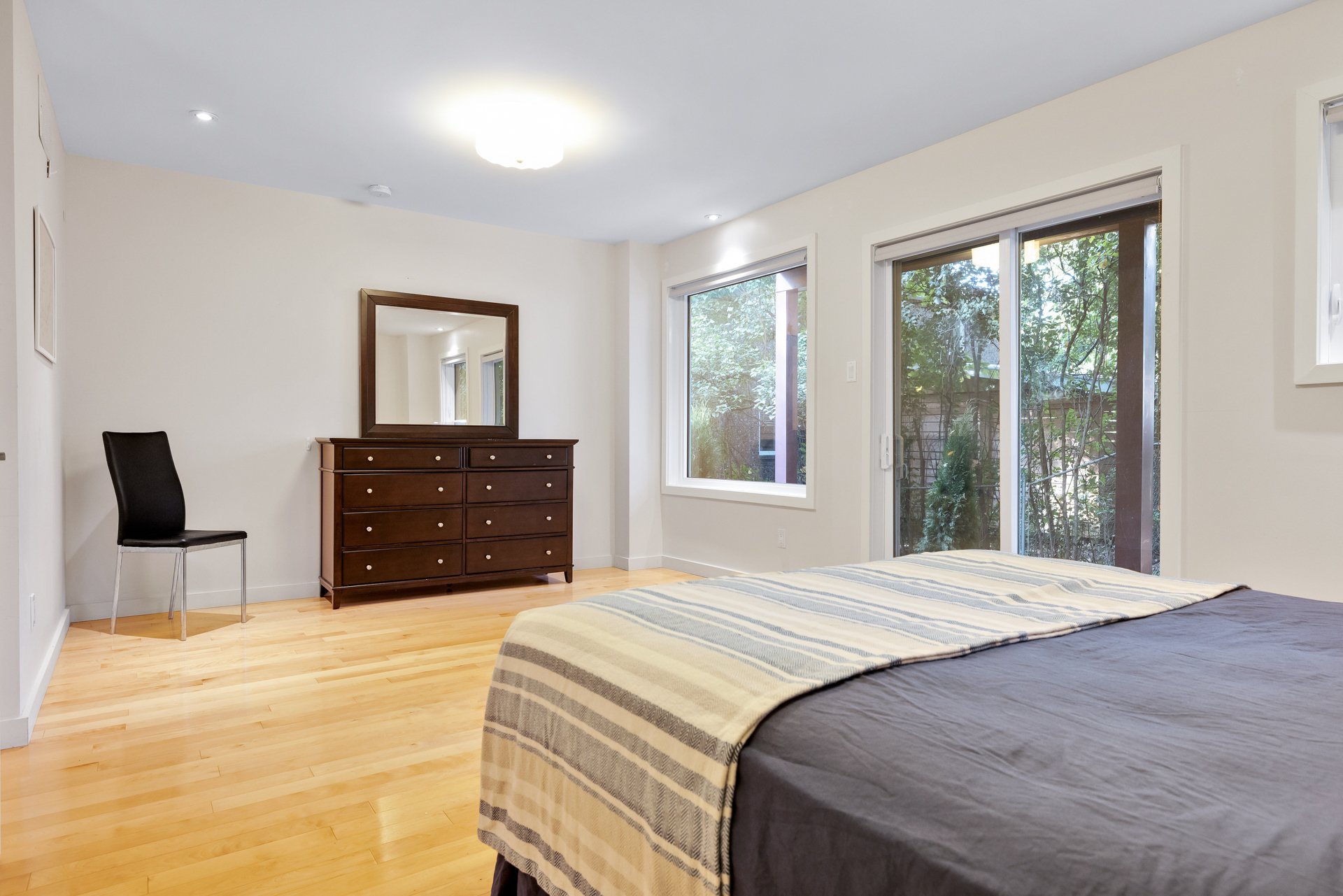 Bedroom - Garden level