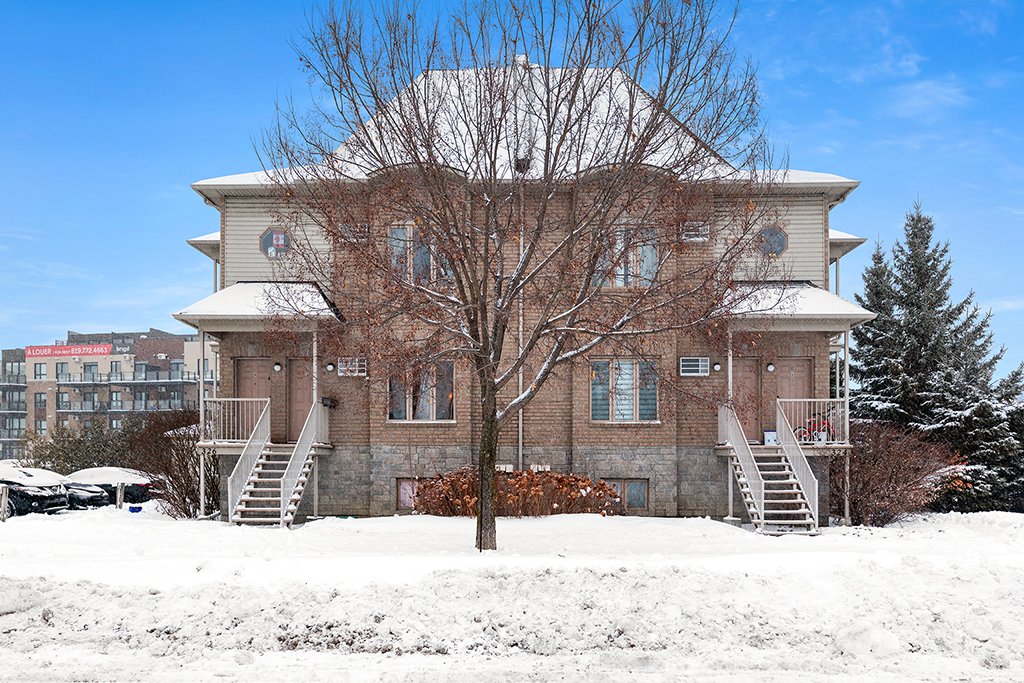 324 Boul. des Grives 2