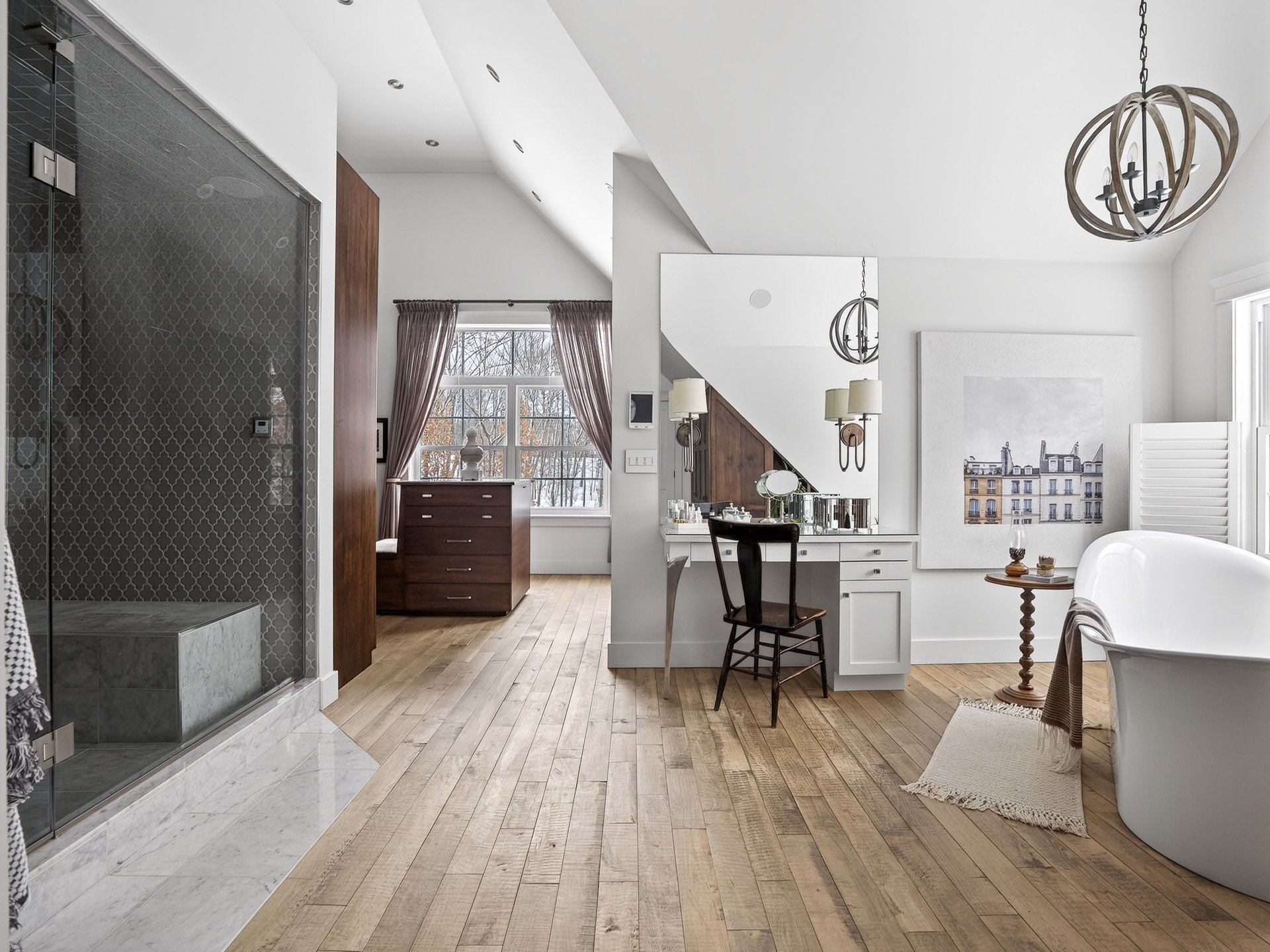 Salle de bains attenante à la CCP