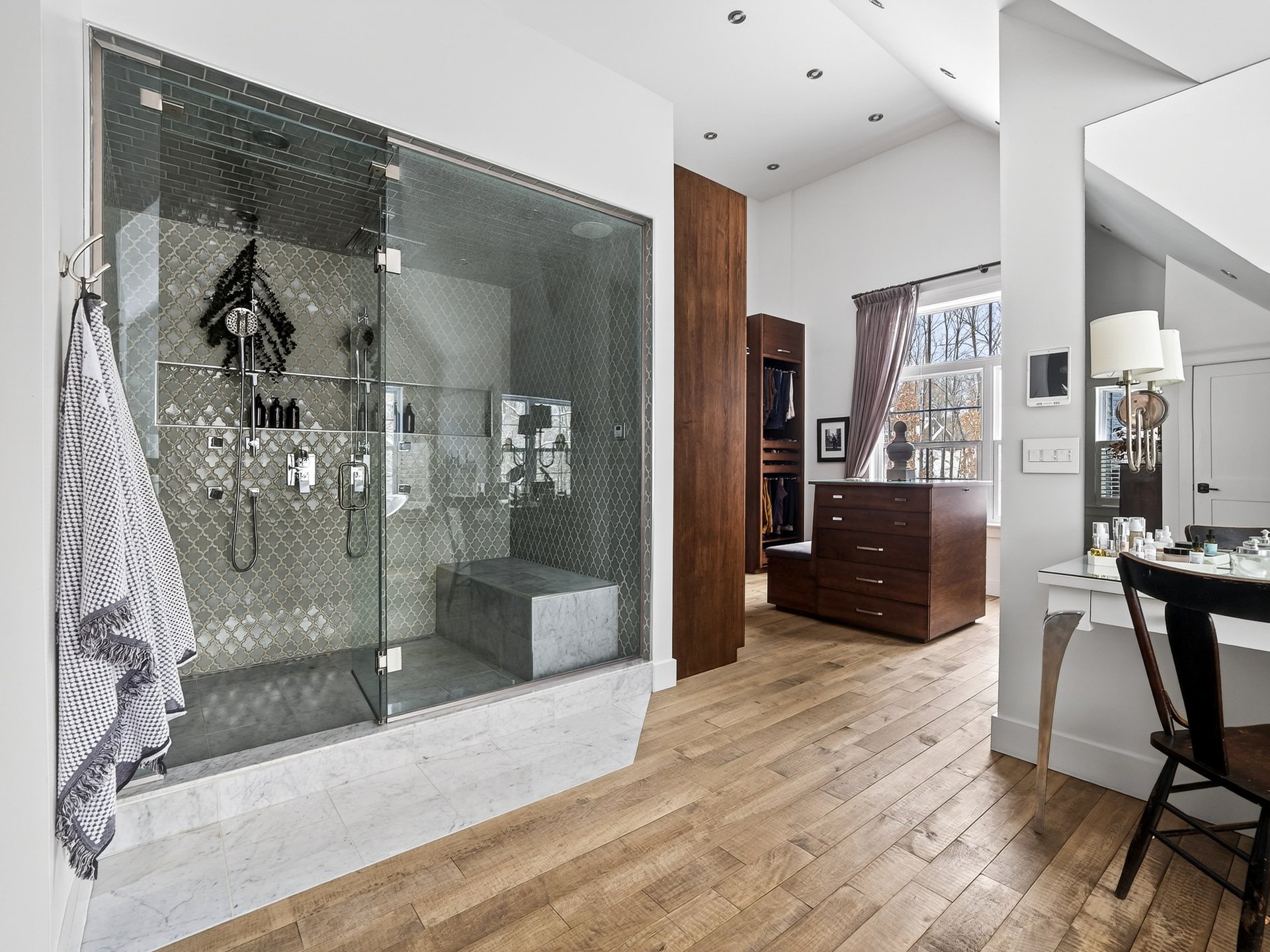 Salle de bains attenante à la CCP