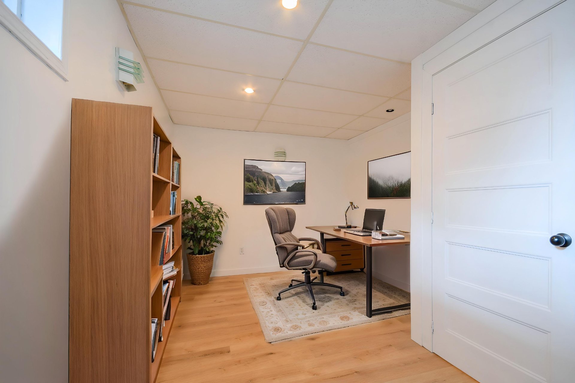 Office - furnished with artificial intelligence