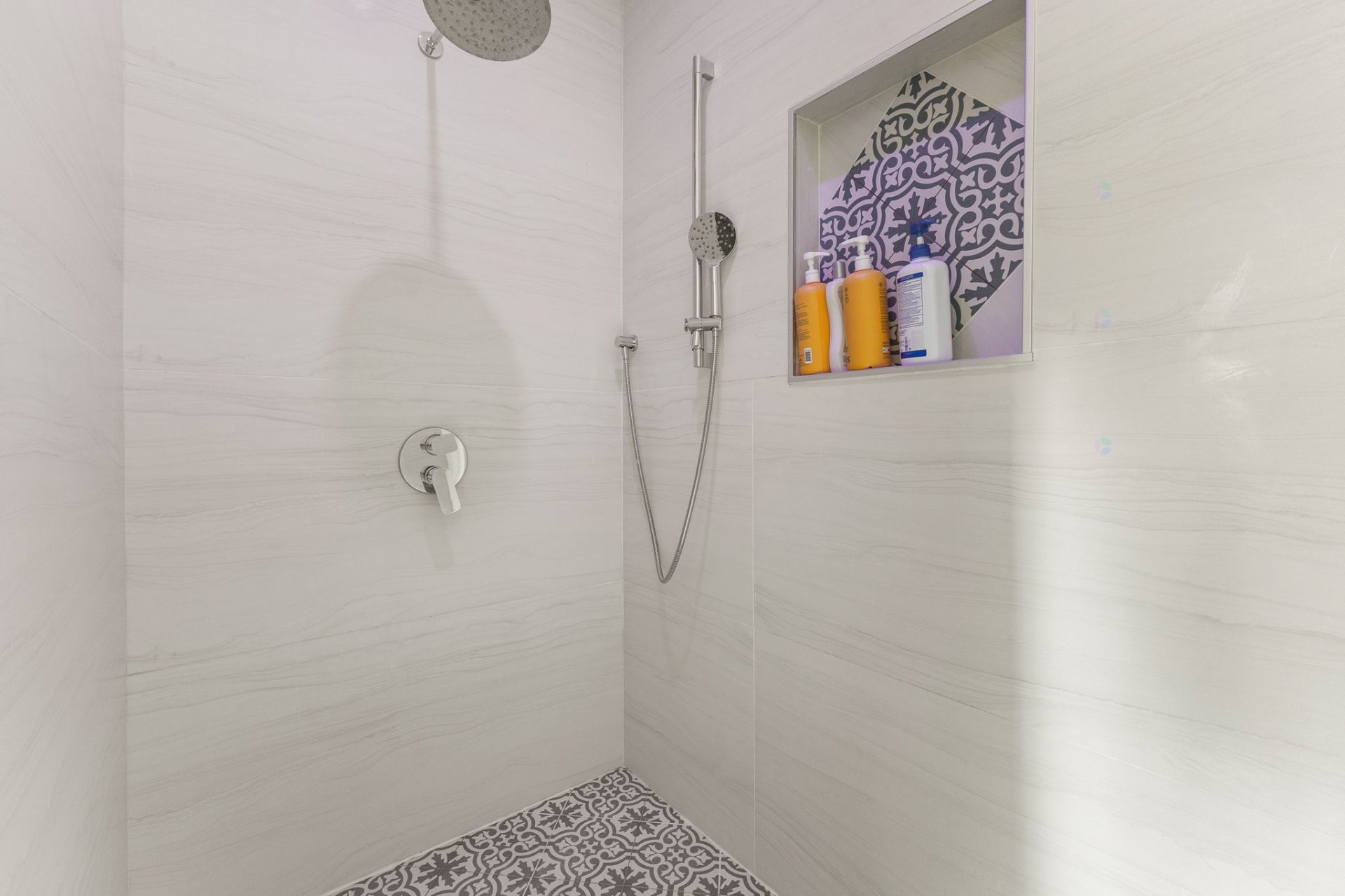 Salle de bains attenante à la CCP