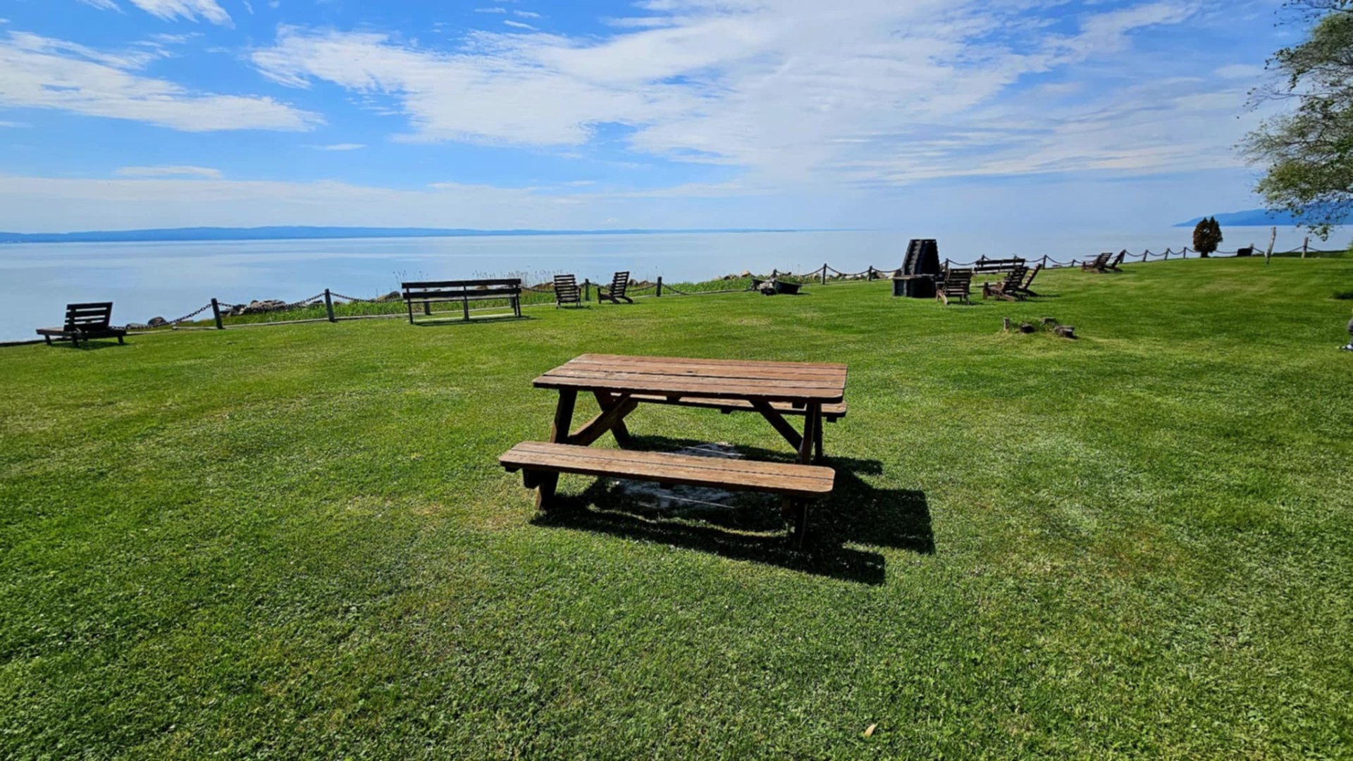 Autre - Espace pic nic