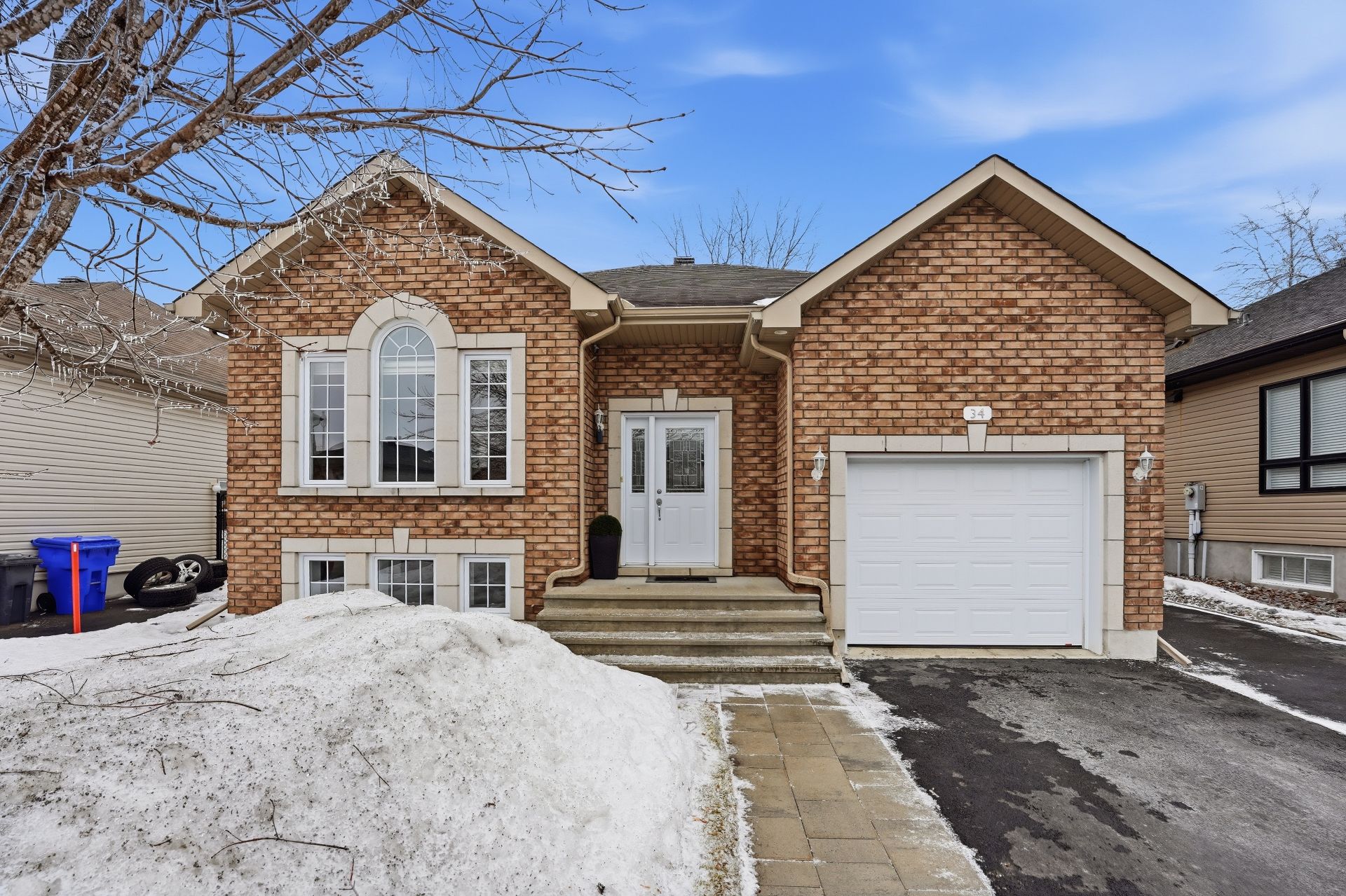 34 Rue des Frères-Vachon 