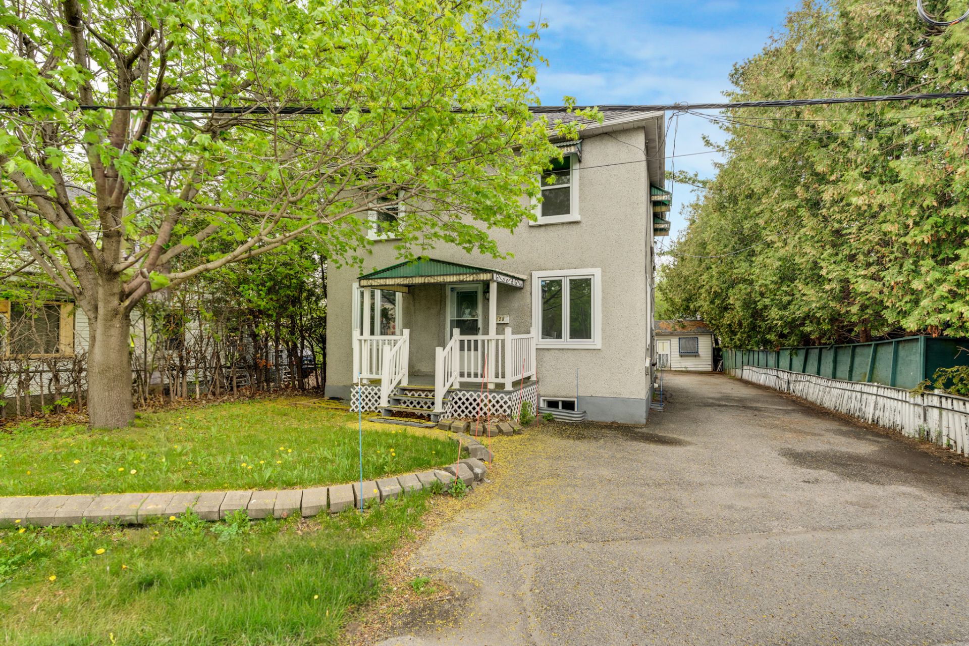 1128 Rue St-Louis 