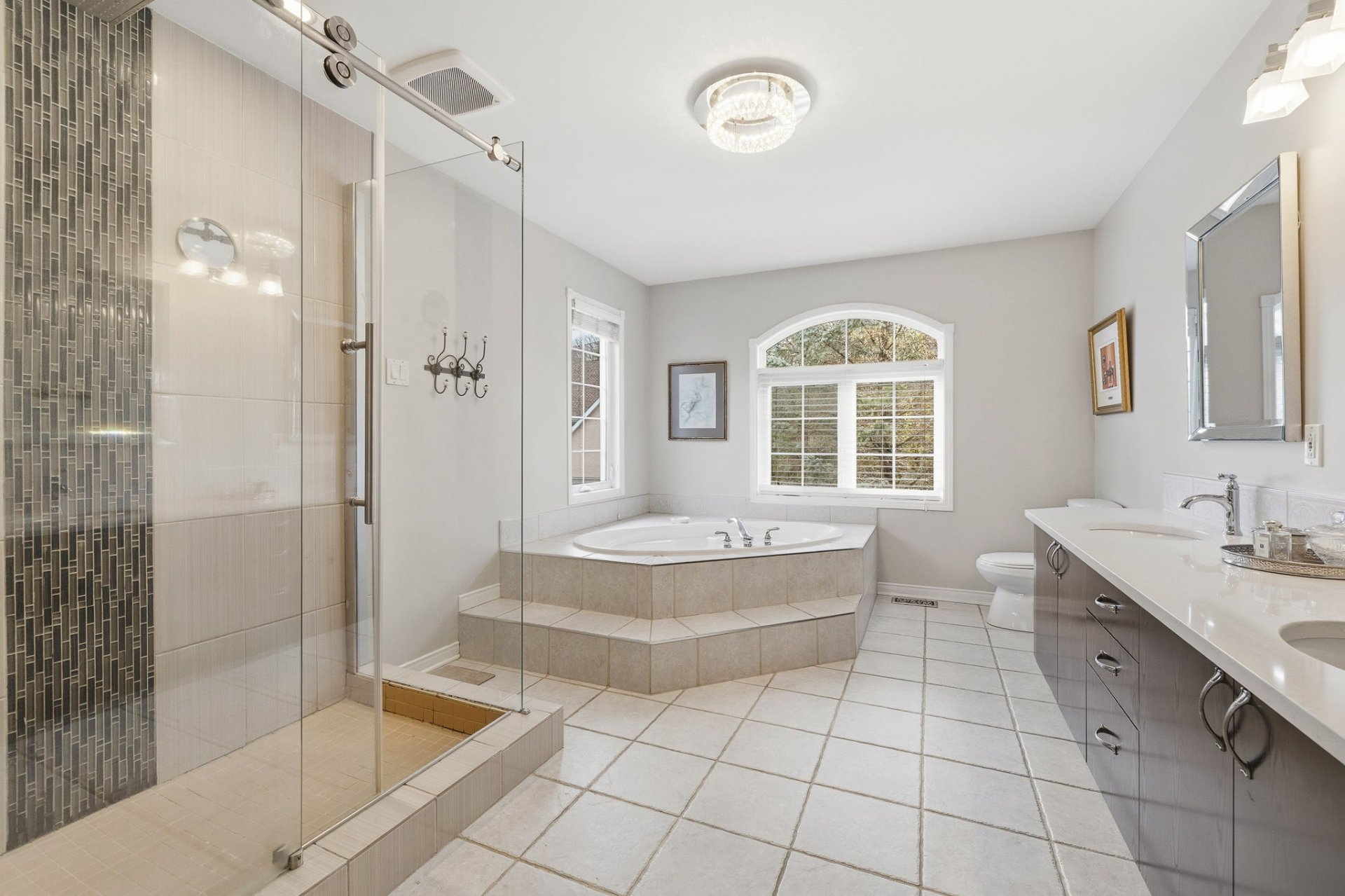 Ensuite bathroom