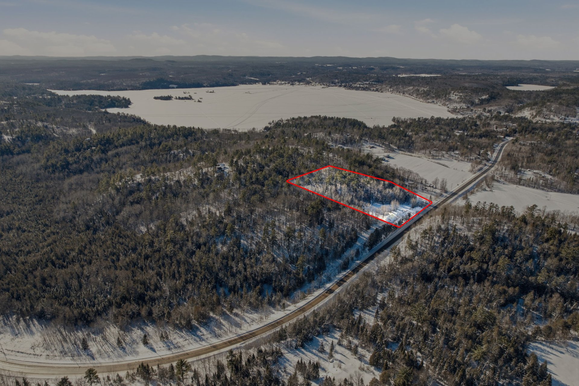 Terre/Terrain - Délimitation approximative voir plan lotissement