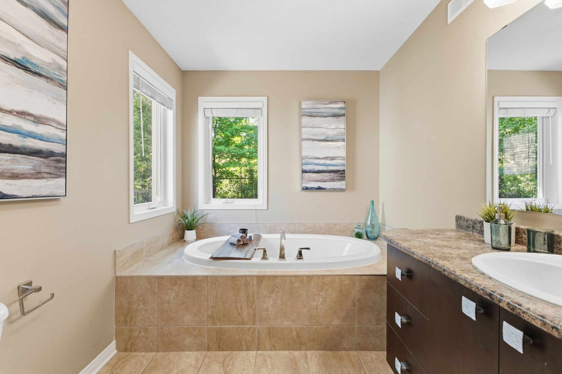 Ensuite bathroom