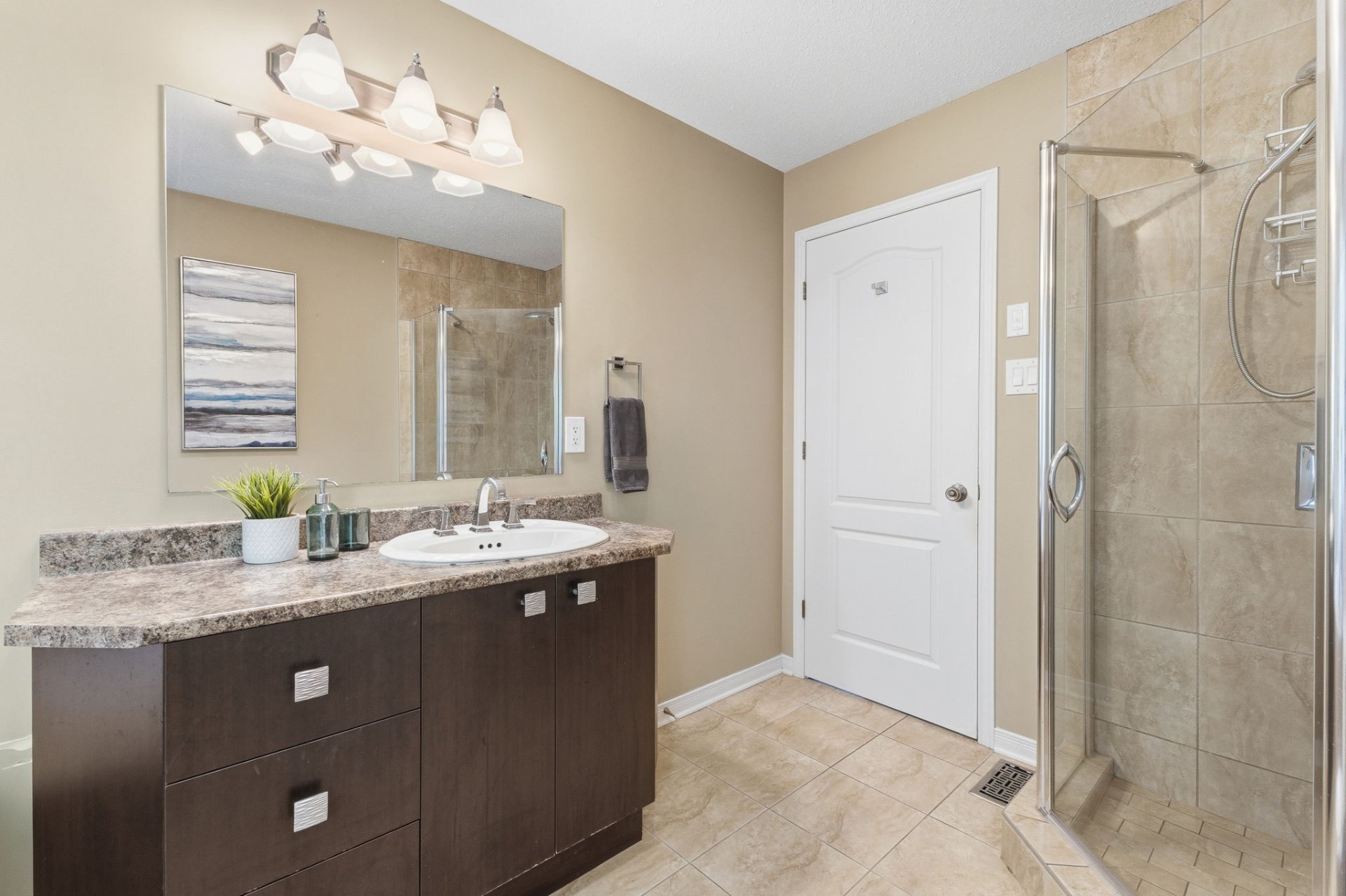 Ensuite bathroom