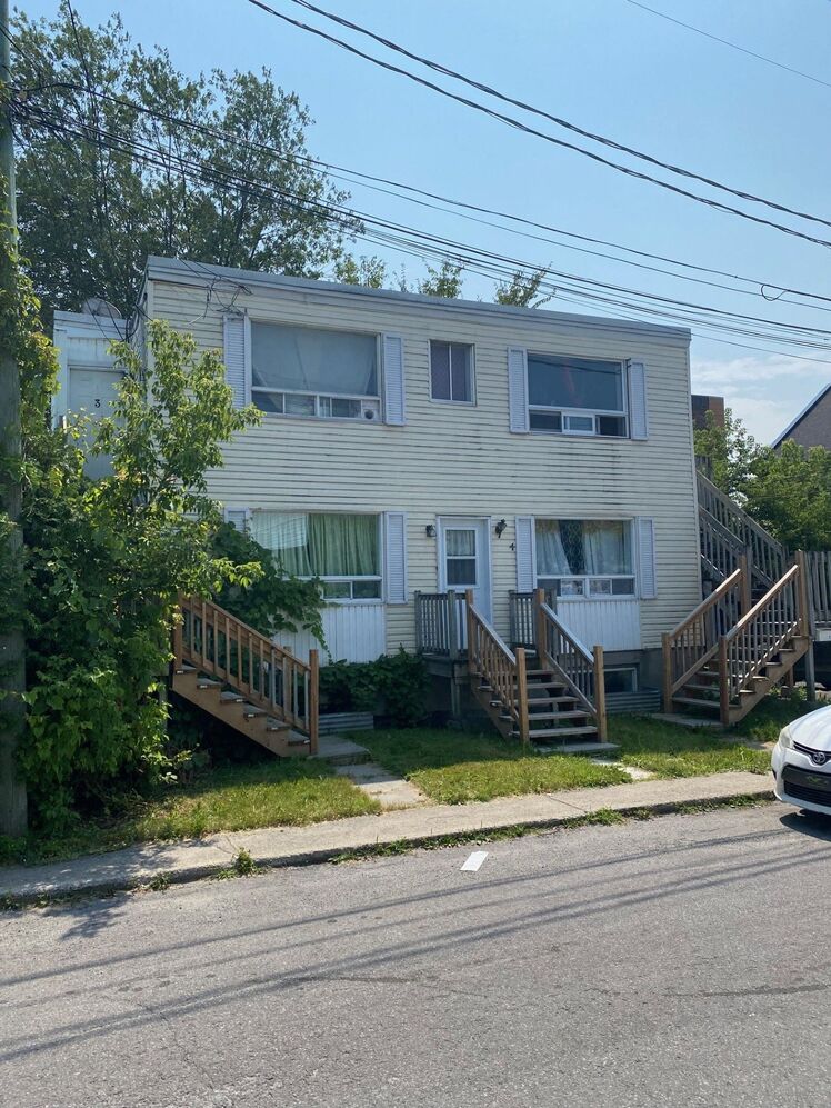4 Rue Bruyère 