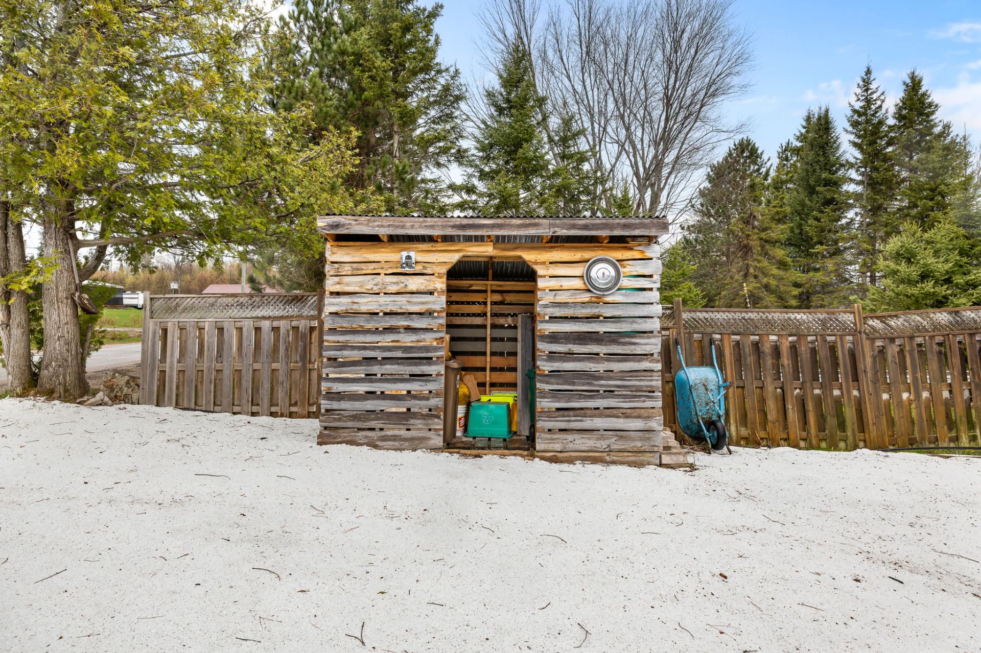 Shed