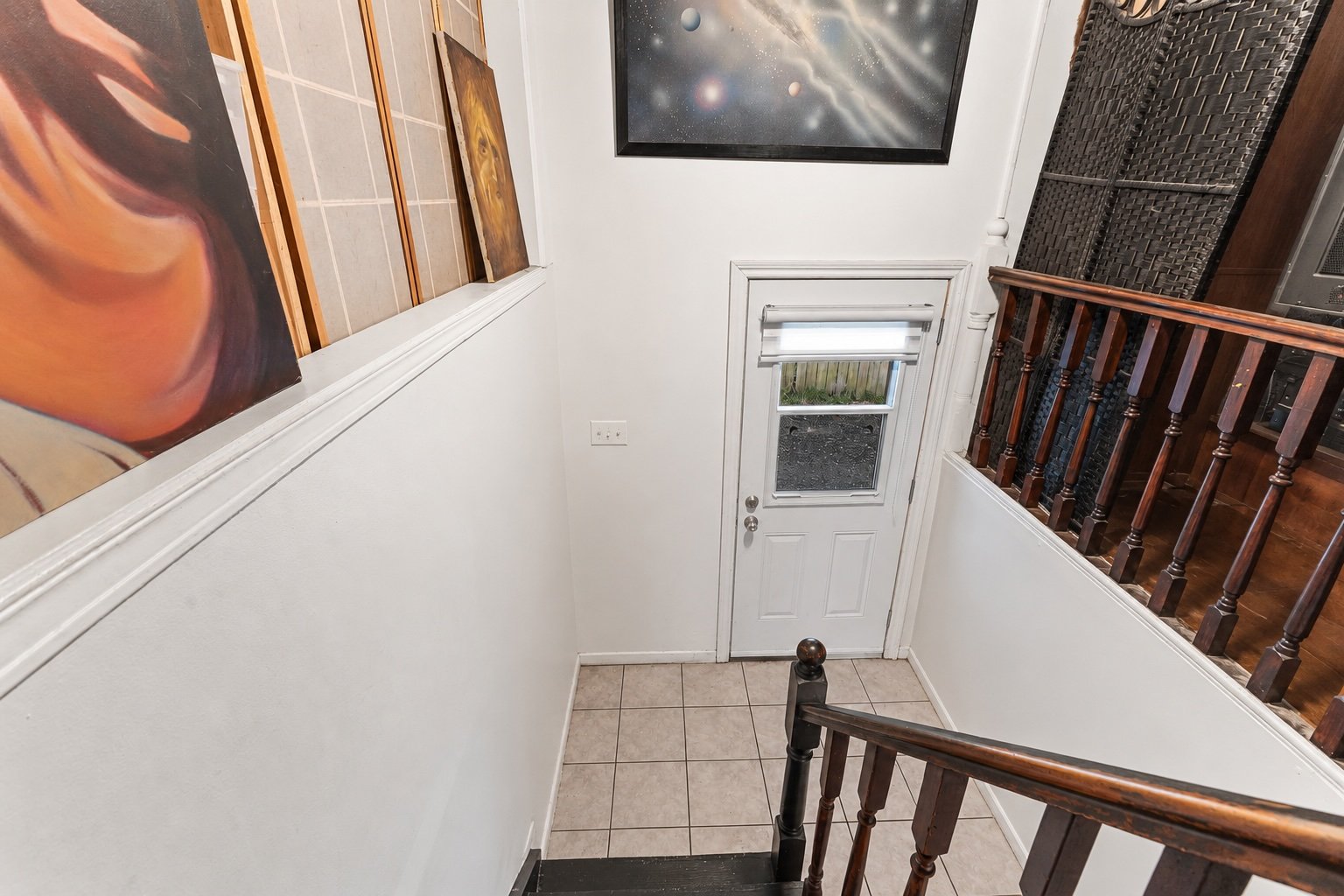 Hallway - Virtual staging for visual purposes only