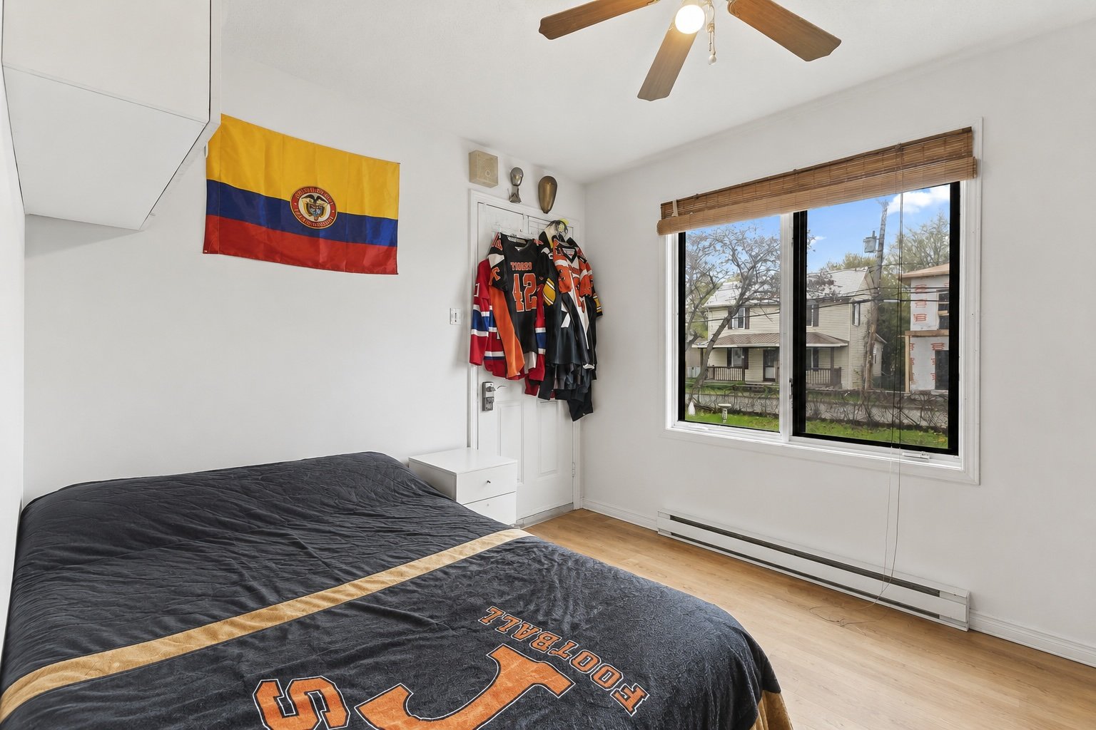 Bedroom - Virtual staging for visual purposes only