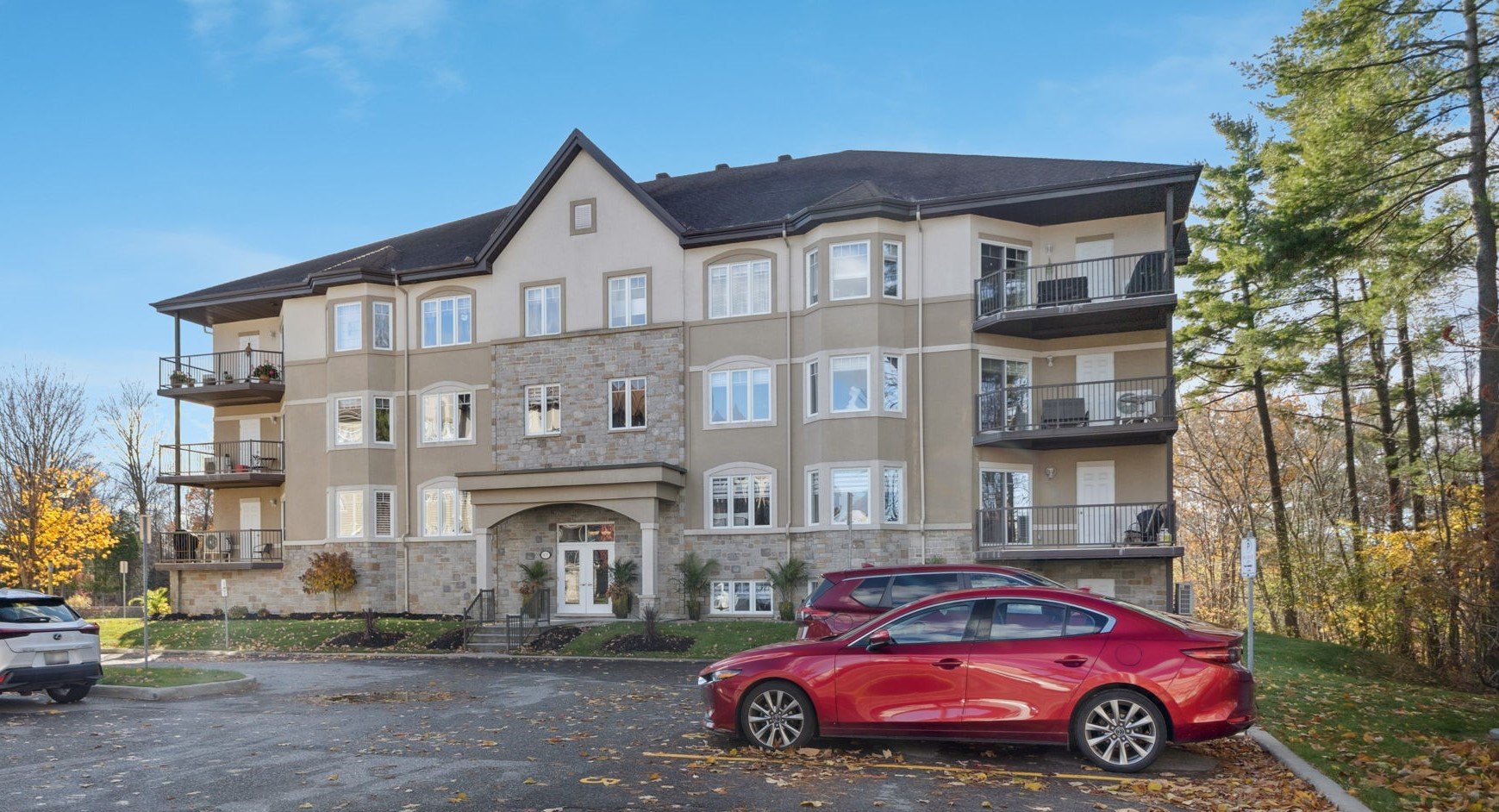 471 Rue de Cannes 103