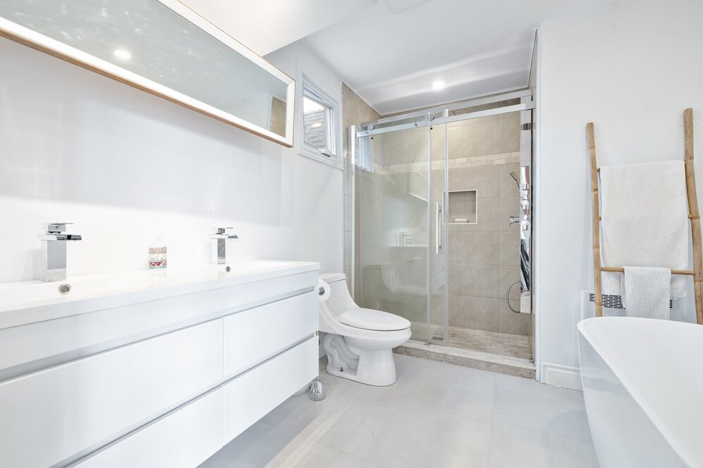 Salle de bains attenante à la CCP