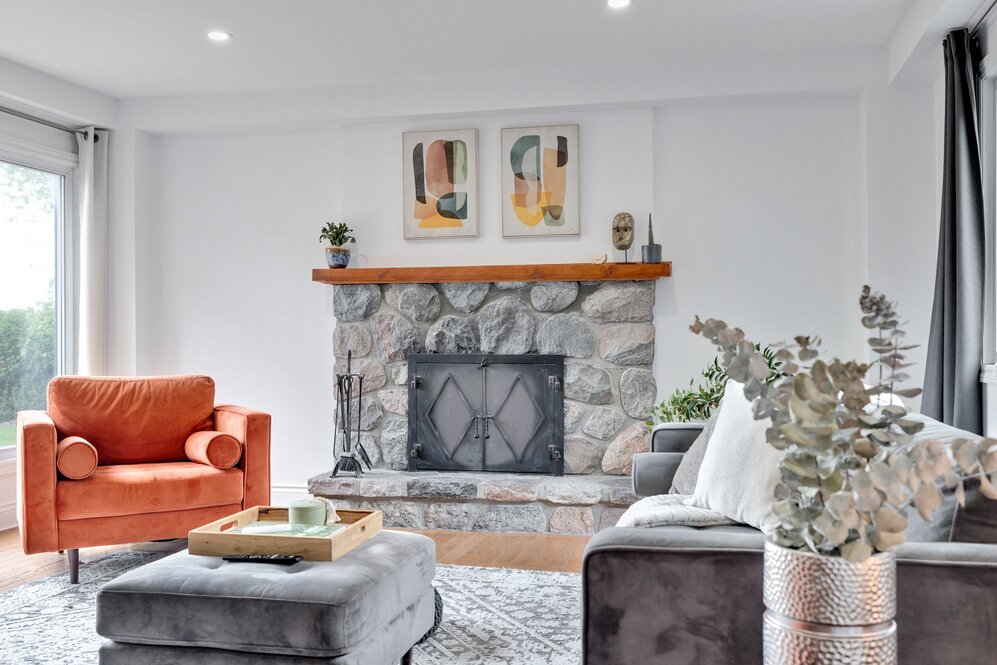 Salon - Foyer au bois