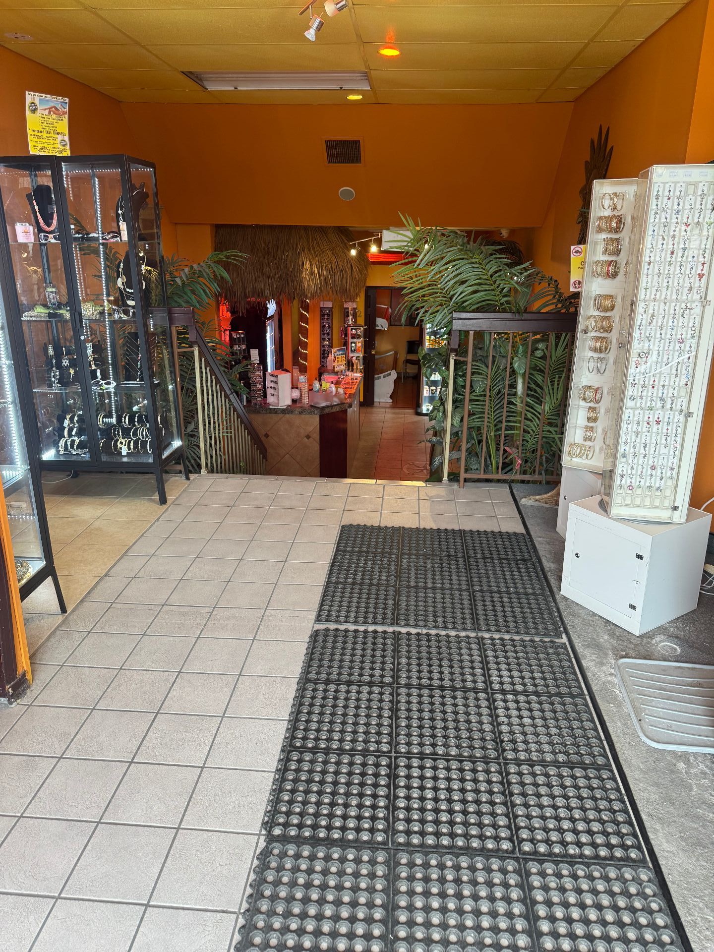 Hall d'entrée - Salon de bronzage