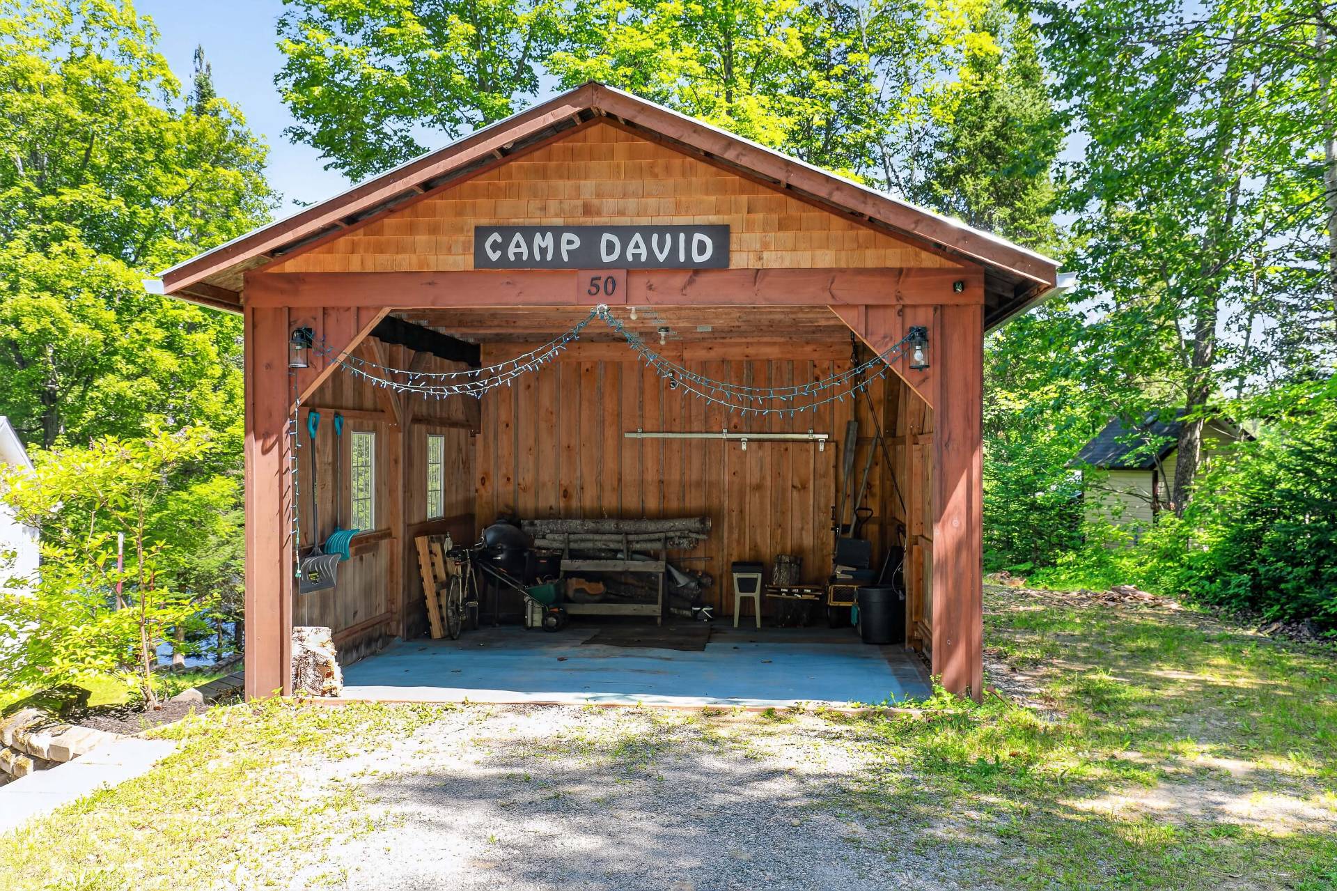 Garage