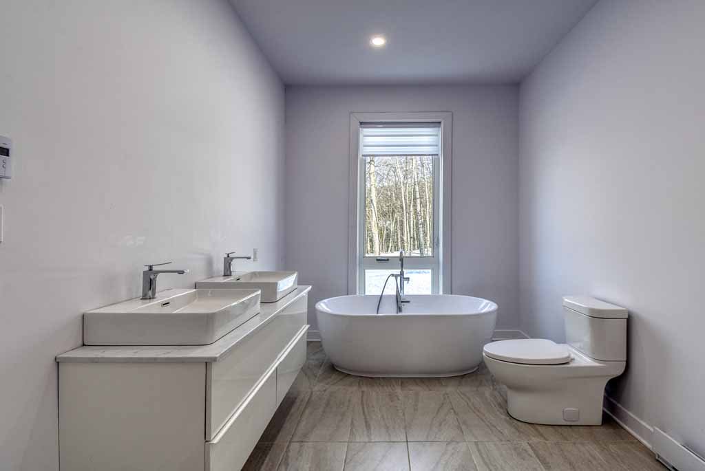 Salle de bains attenante à la CCP