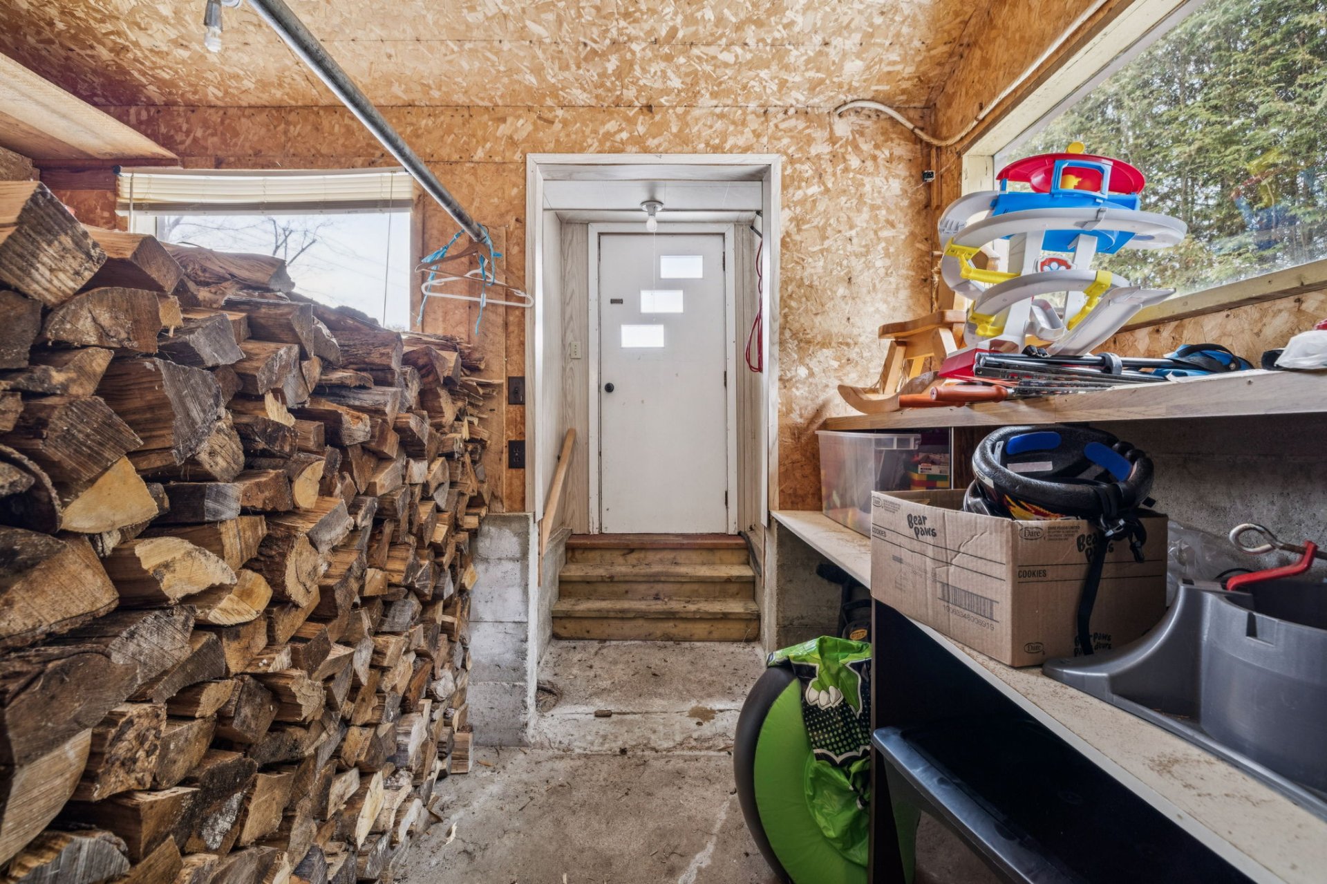 Autre - Sous-sol - Sortie extérieure