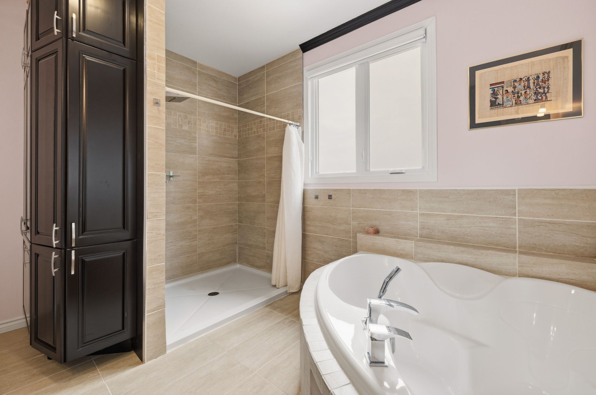 Salle de bains attenante à la CCP