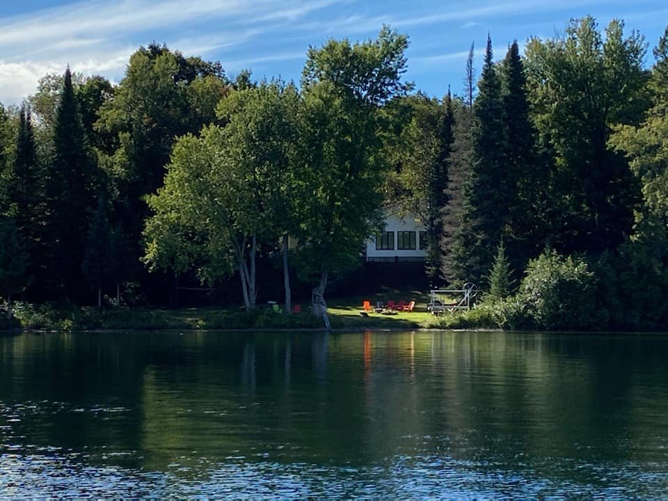 Vue sur l'eau