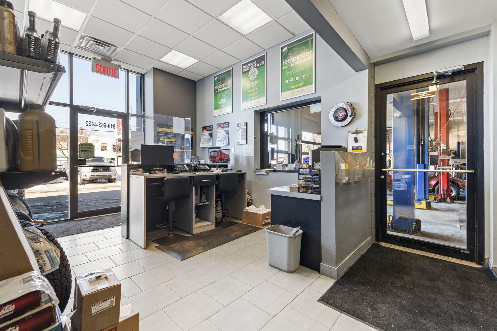 Commerce - Mécanique St-René / Bumper to Bumper