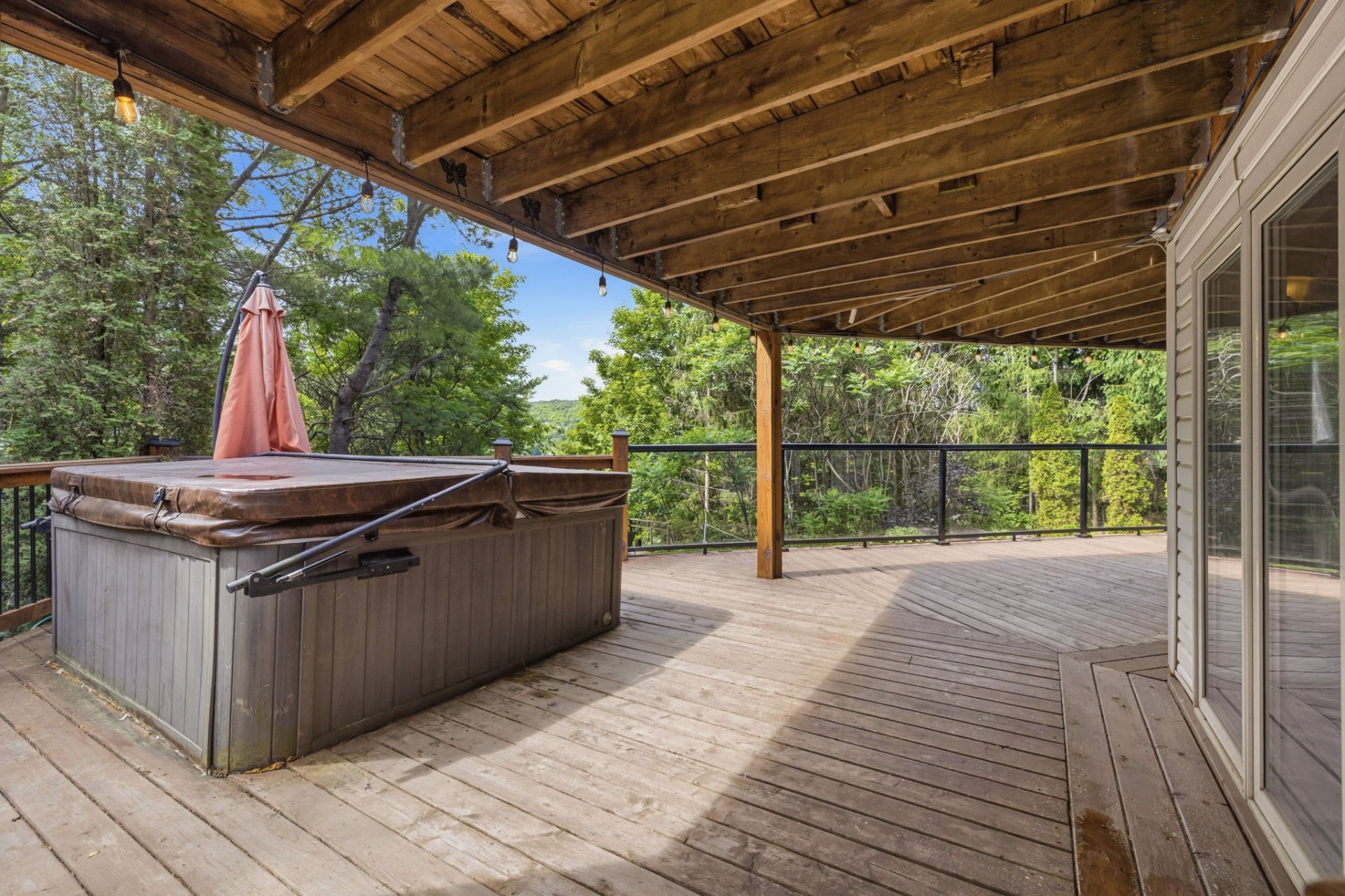 Hot tub