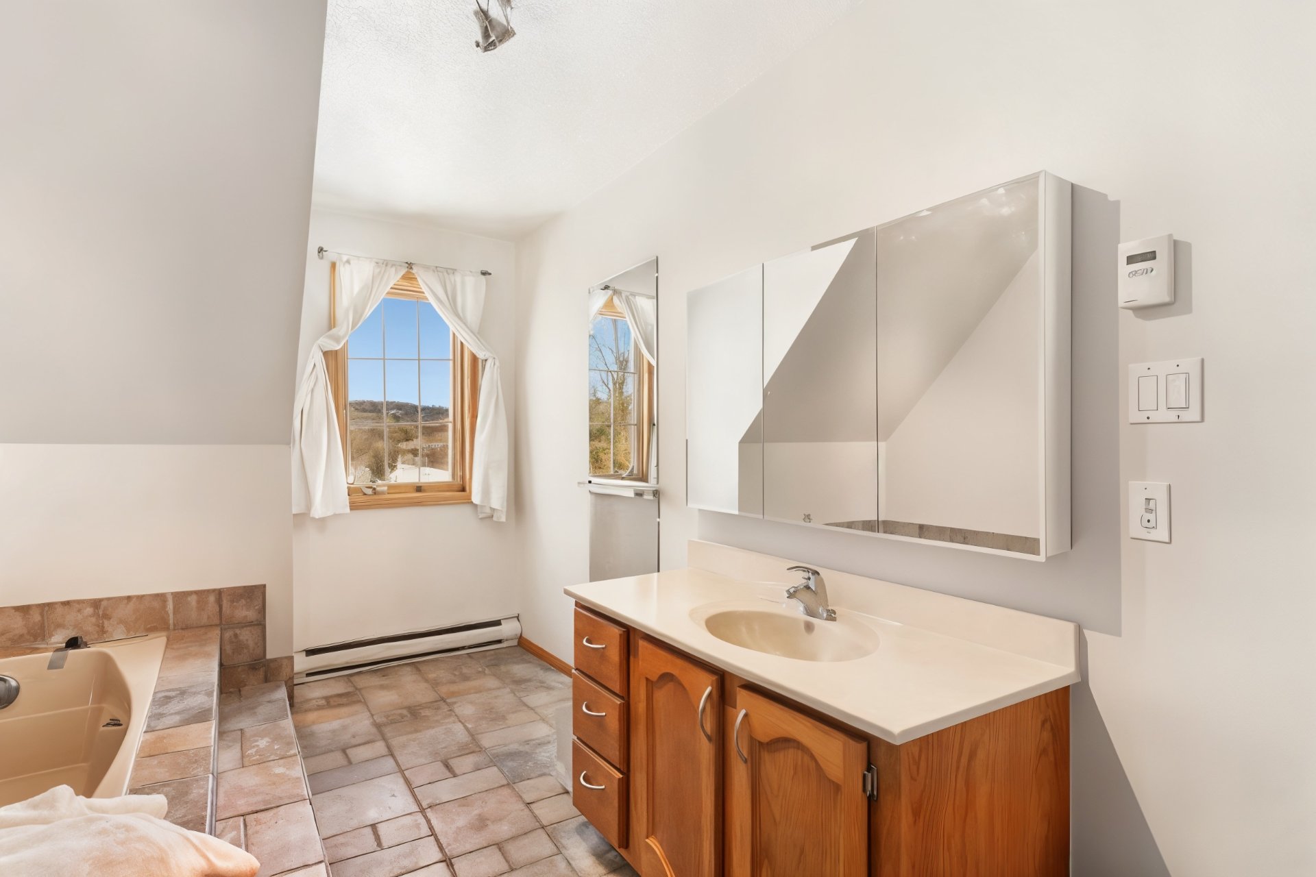 Salle de bains attenante à la CCP