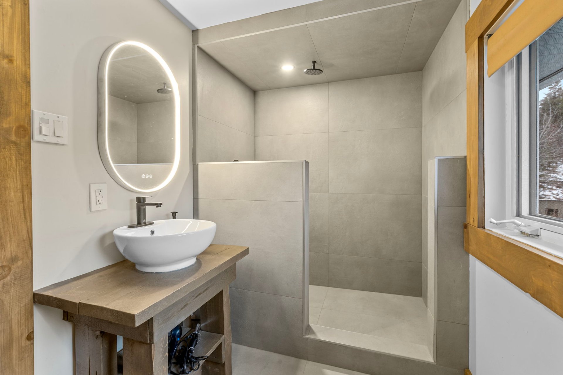 Bathroom - Farmhouse